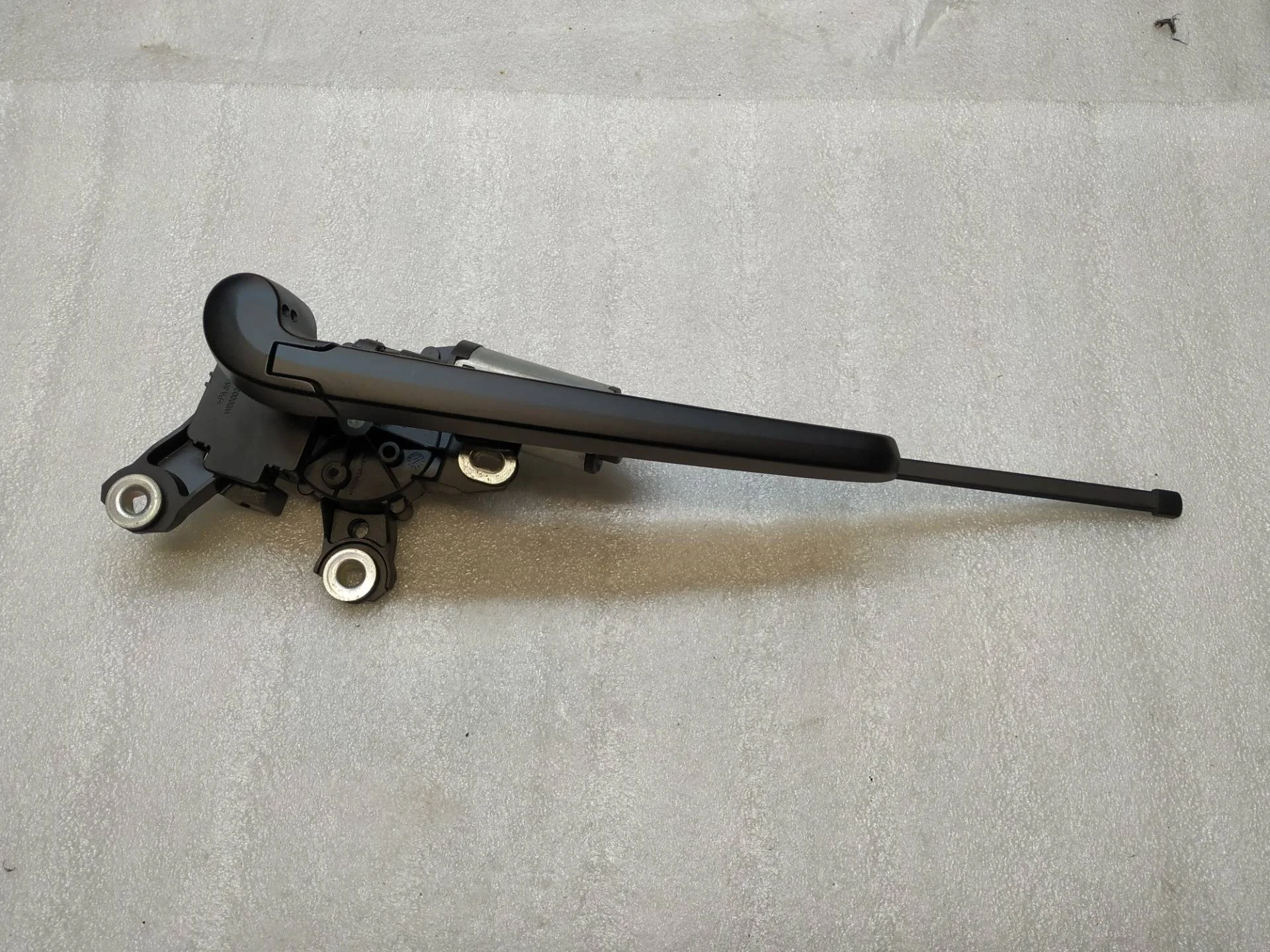 моторчик трапеции дворников (стеклоочистителя) Volkswagen Touareg 2 7P6