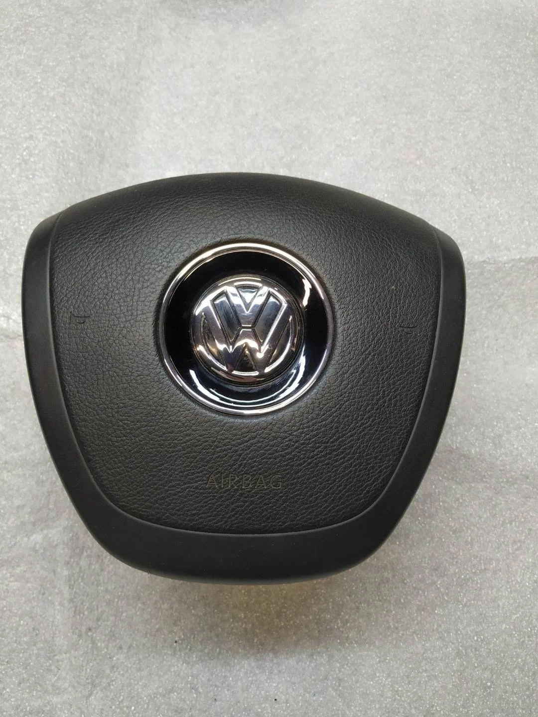 подушка безопасности водителя Volkswagen Touareg 2 7P6