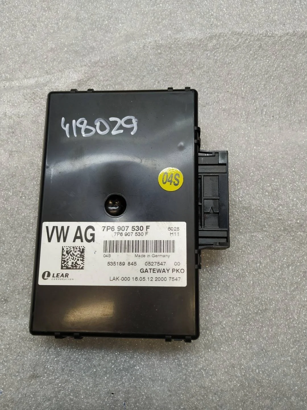 блок управления мультимедия Volkswagen Touareg 2 7P6