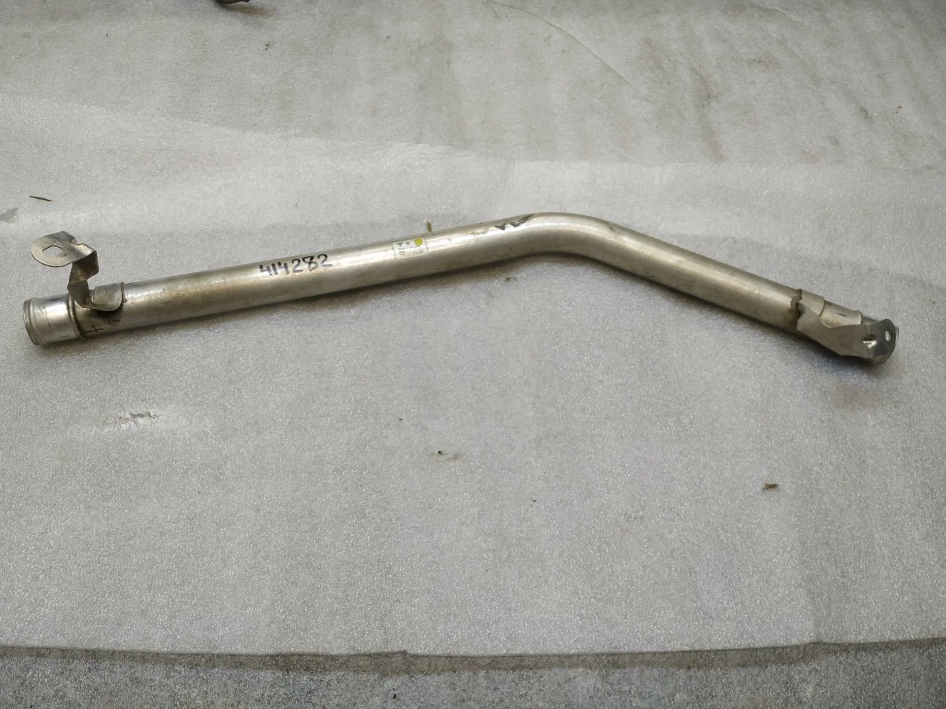 трубка охлаждающей жидкости металлическая Volkswagen Touareg 2 7P6 2013