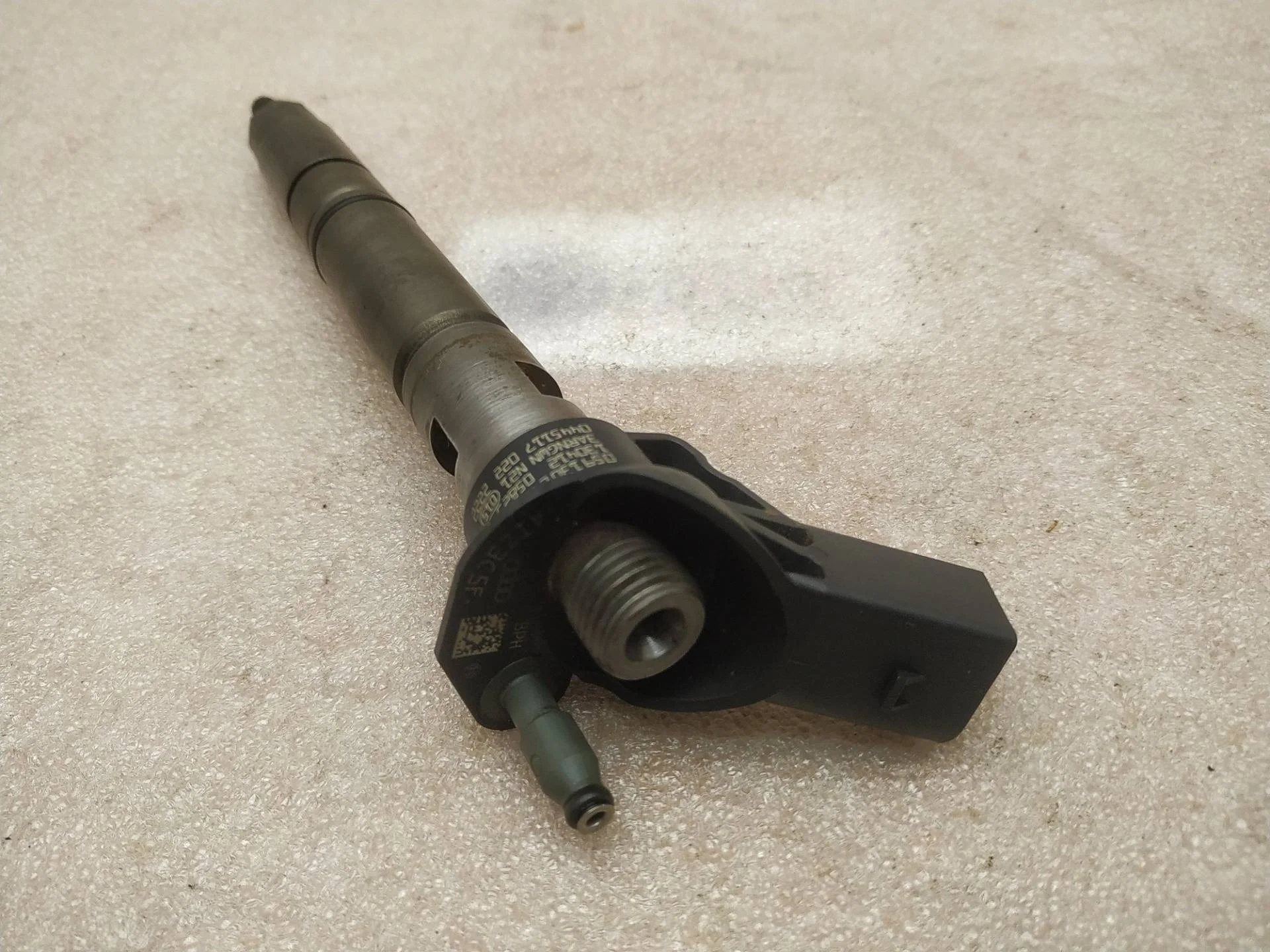 форсунка топливная Volkswagen Touareg 2 7P6 2013