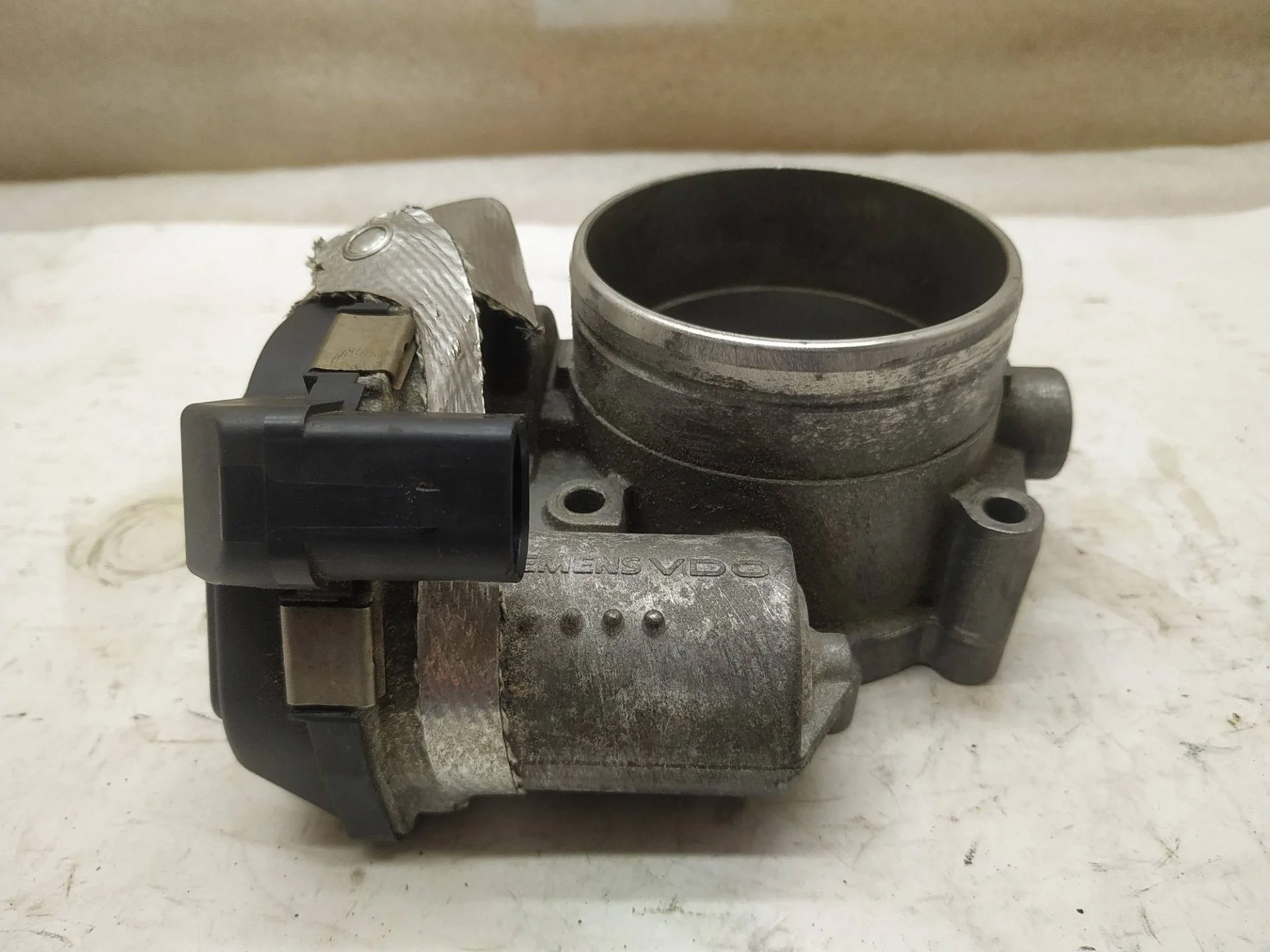 дроссельная заслонка Volkswagen Touareg 2 7P6 2013