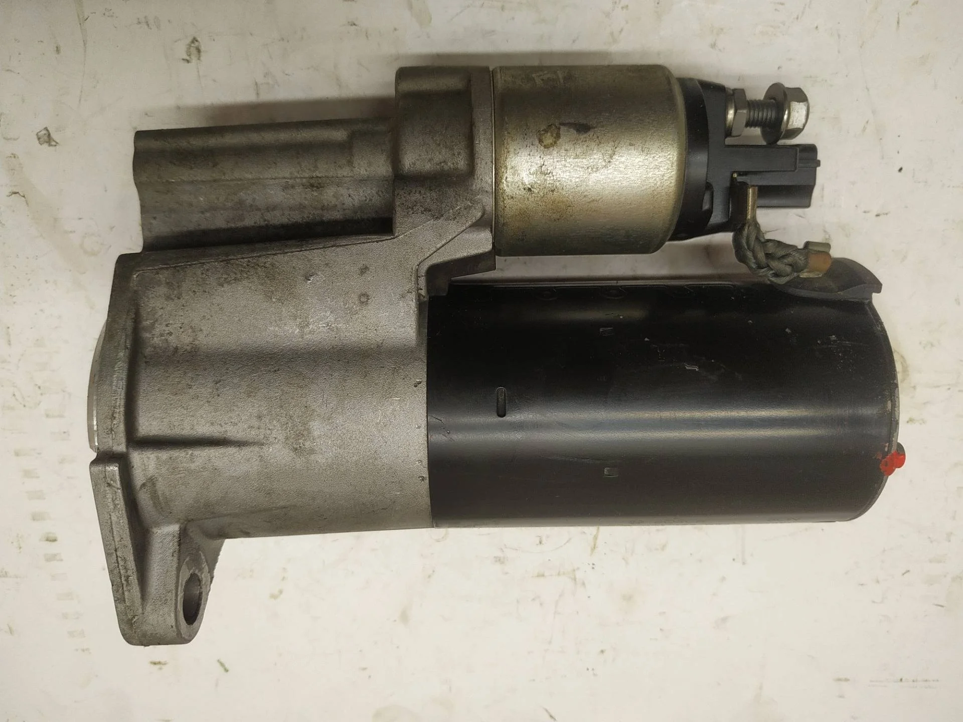 стартер Volkswagen Touareg 7P6 2012