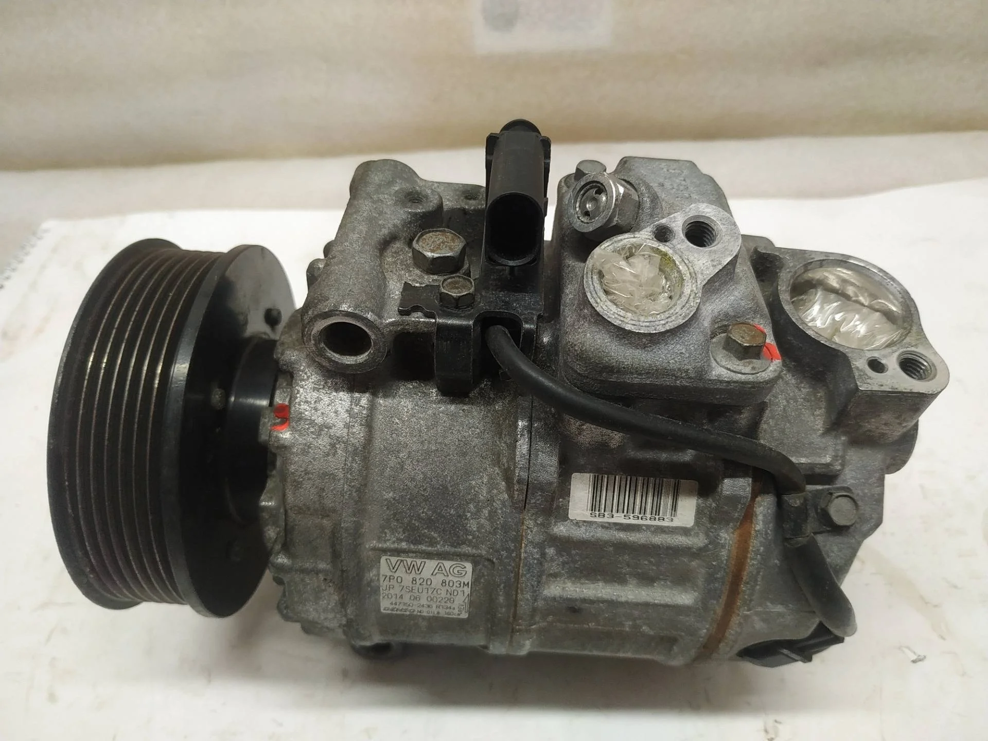 компрессор кондиционера Volkswagen Touareg 2 7P6 2015
