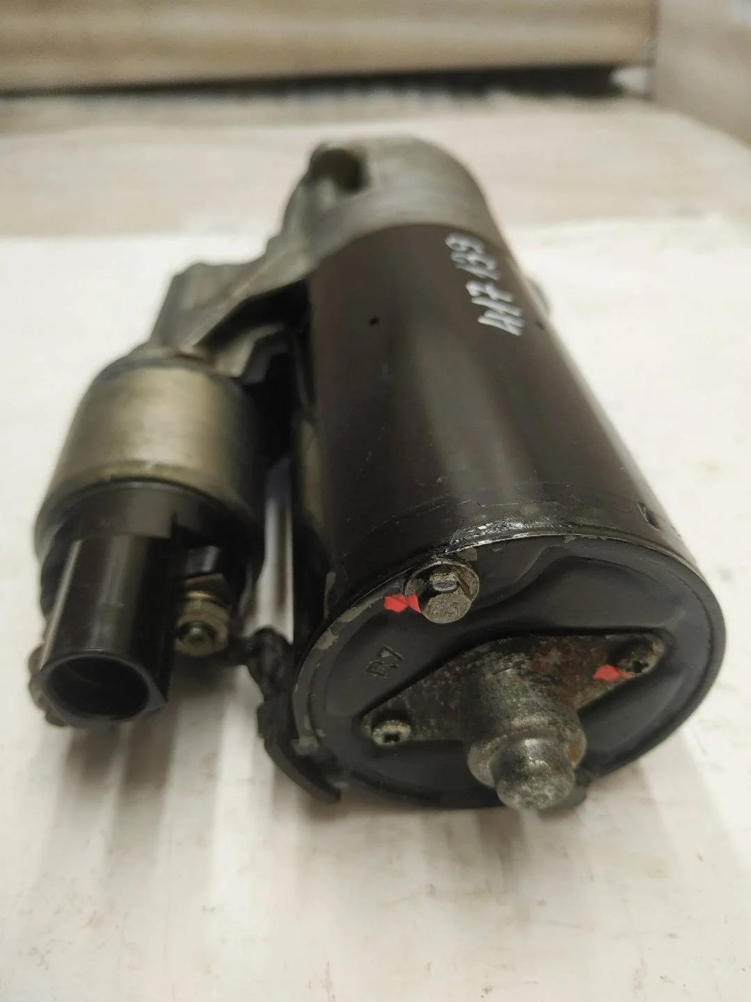 стартер Volkswagen Touareg 2 7P6 2012