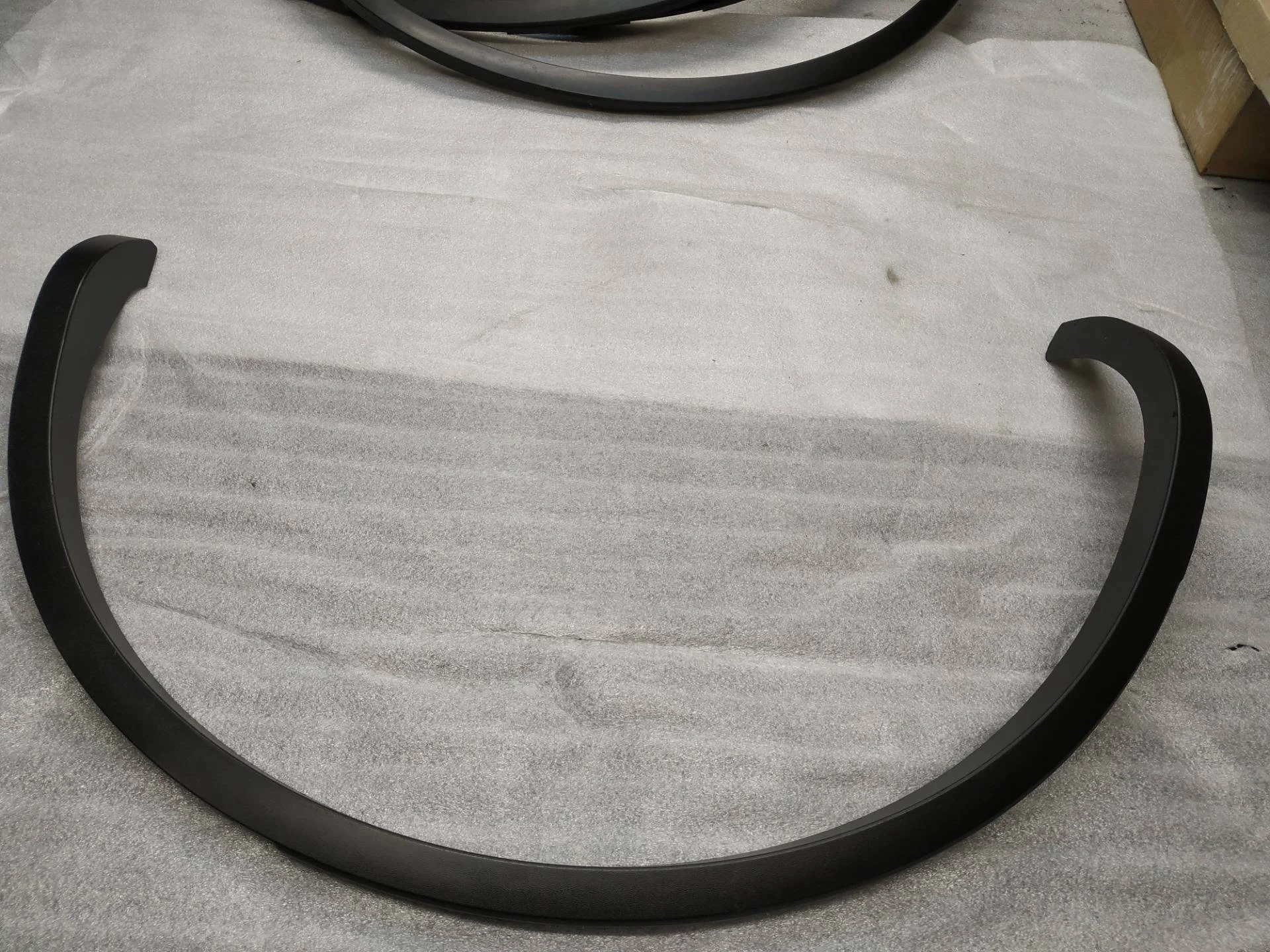 Расширитель Volkswagen Touareg 2 7P6 2011