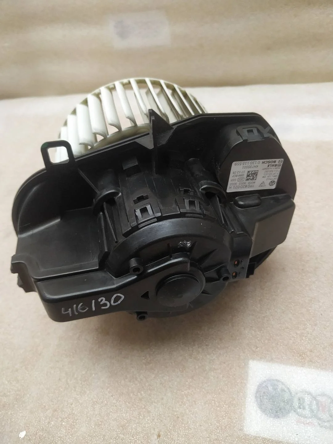 моторчик печки Volkswagen Touareg 2 7P6 2013