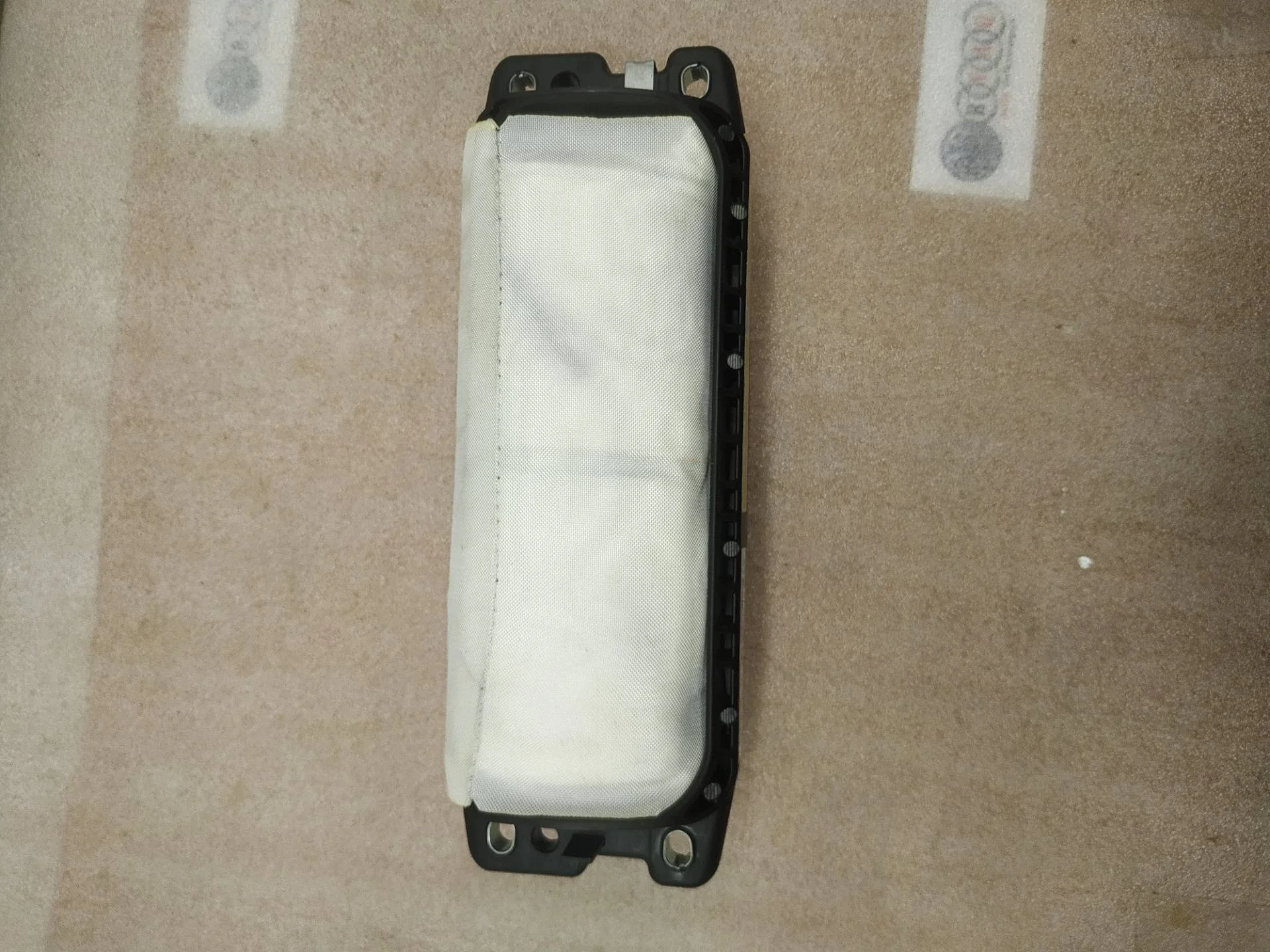 подушка безопасности пассажира Volkswagen Touareg 2 7P6 2013