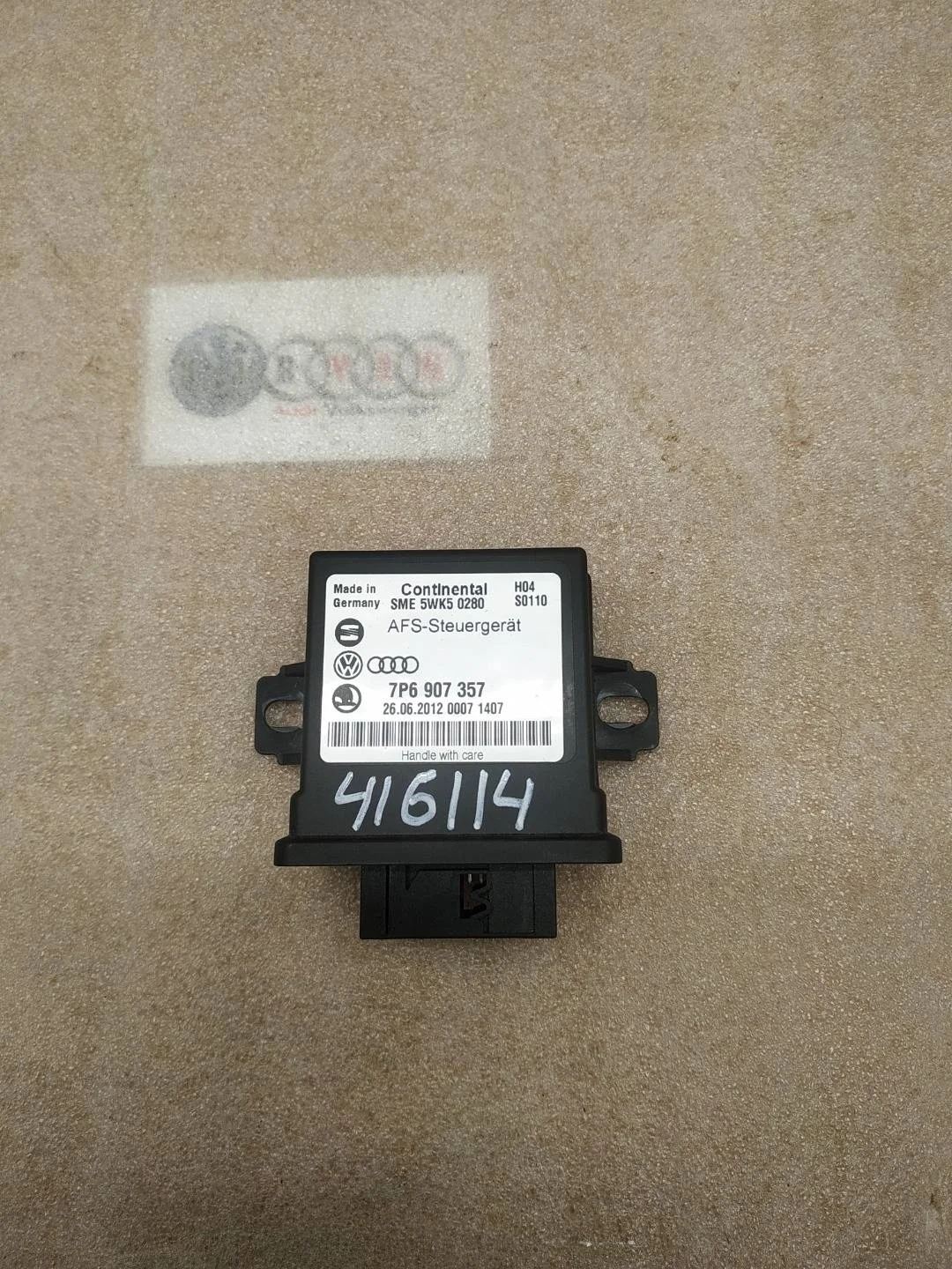 блок регулировки угла наклона фар Volkswagen Touareg 2 7P6 2013