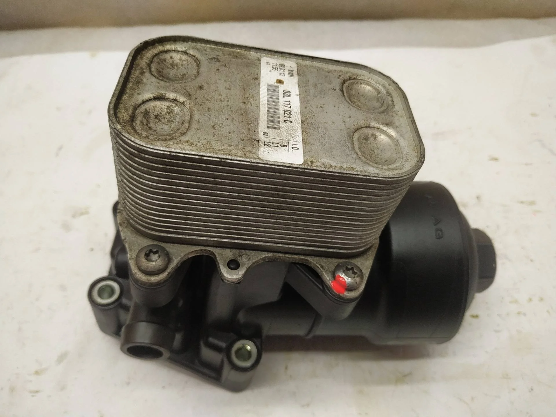 корпус масляного фильтра Audi A4 B8/8K