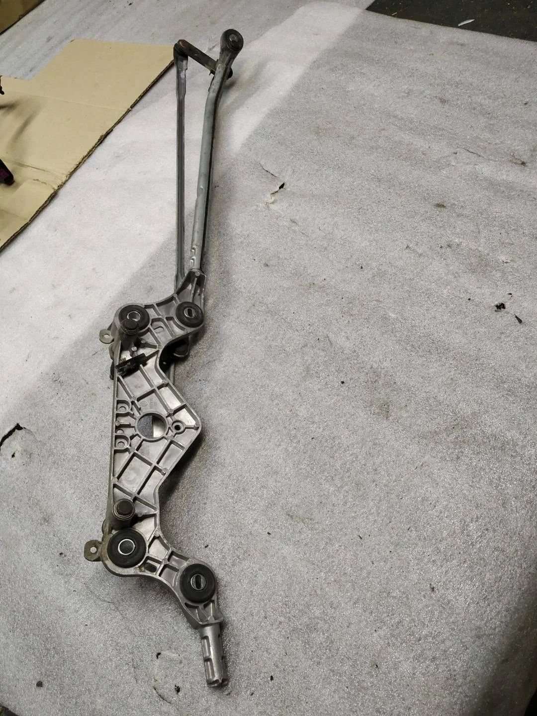 трапеция стеклоочистителя Volkswagen Touareg 2 7P6 2013