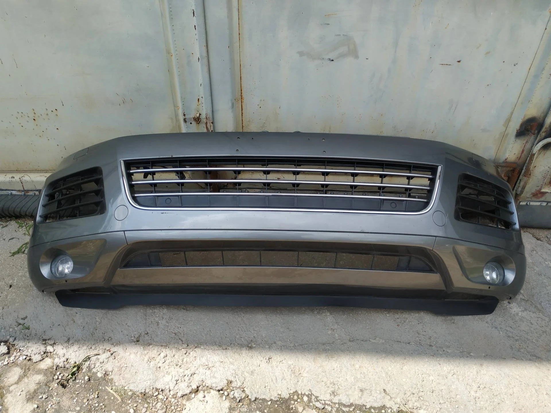 бампер передний Volkswagen Touareg 2 7P6 2013