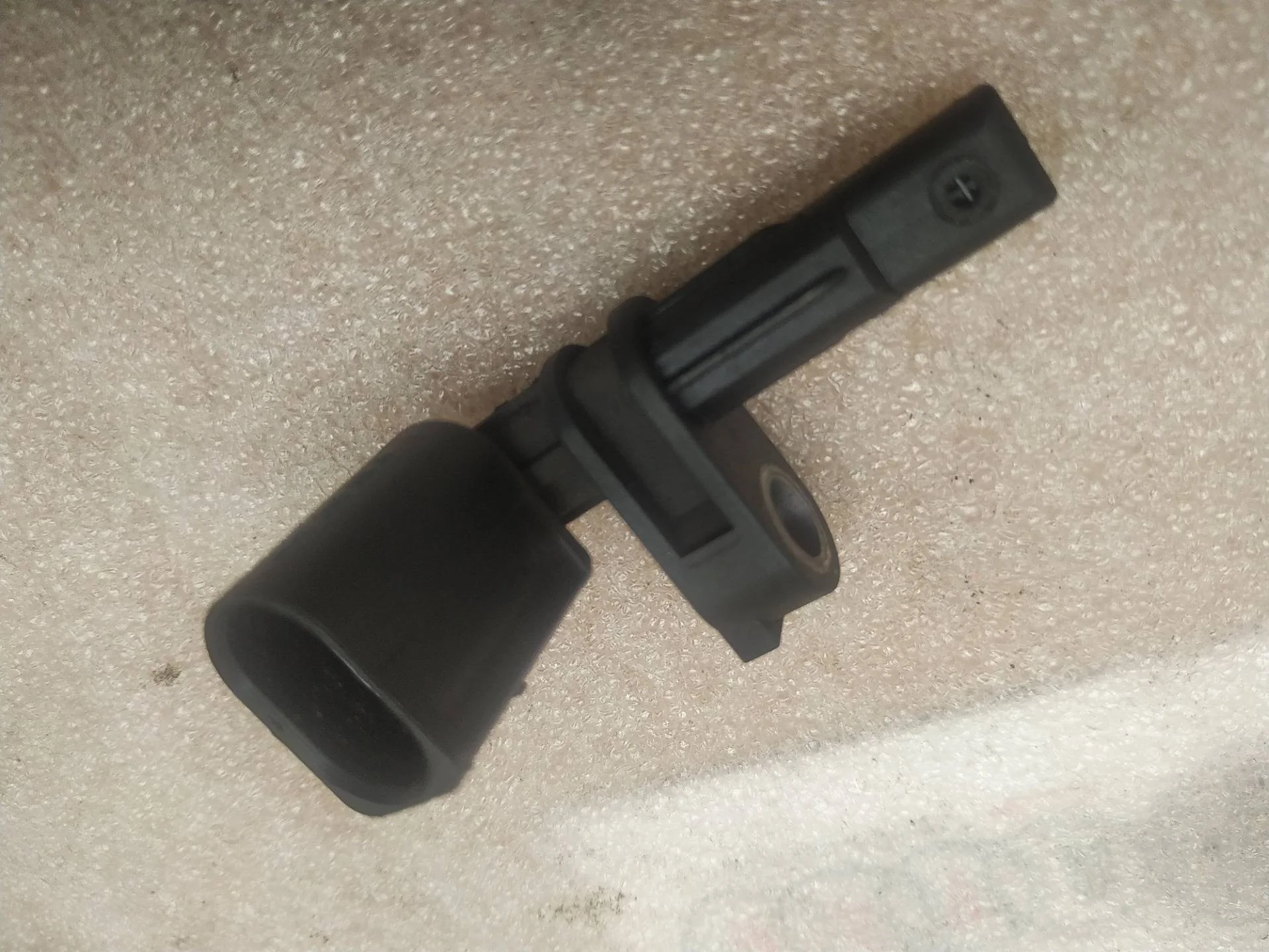 датчик ABS Volkswagen Touareg 2 7P6 2013