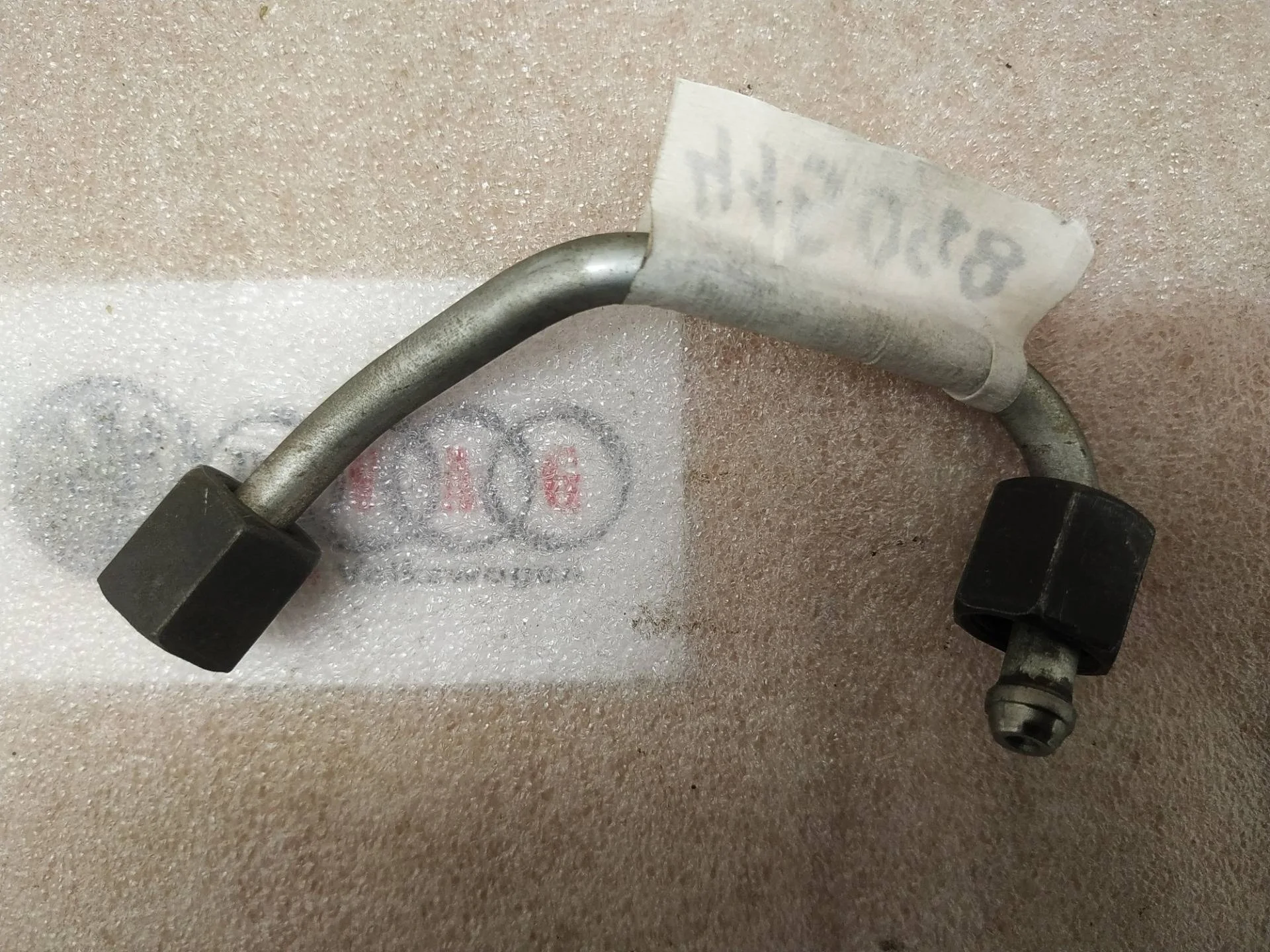 топливная трубка Volkswagen Touareg 2 7P6 2013