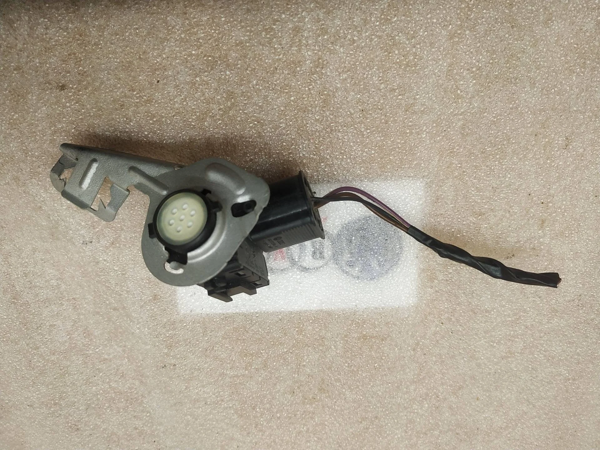 датчик вредных газов / датчик загрязнения воздуха Volkswagen Touareg 2 7P6 2014