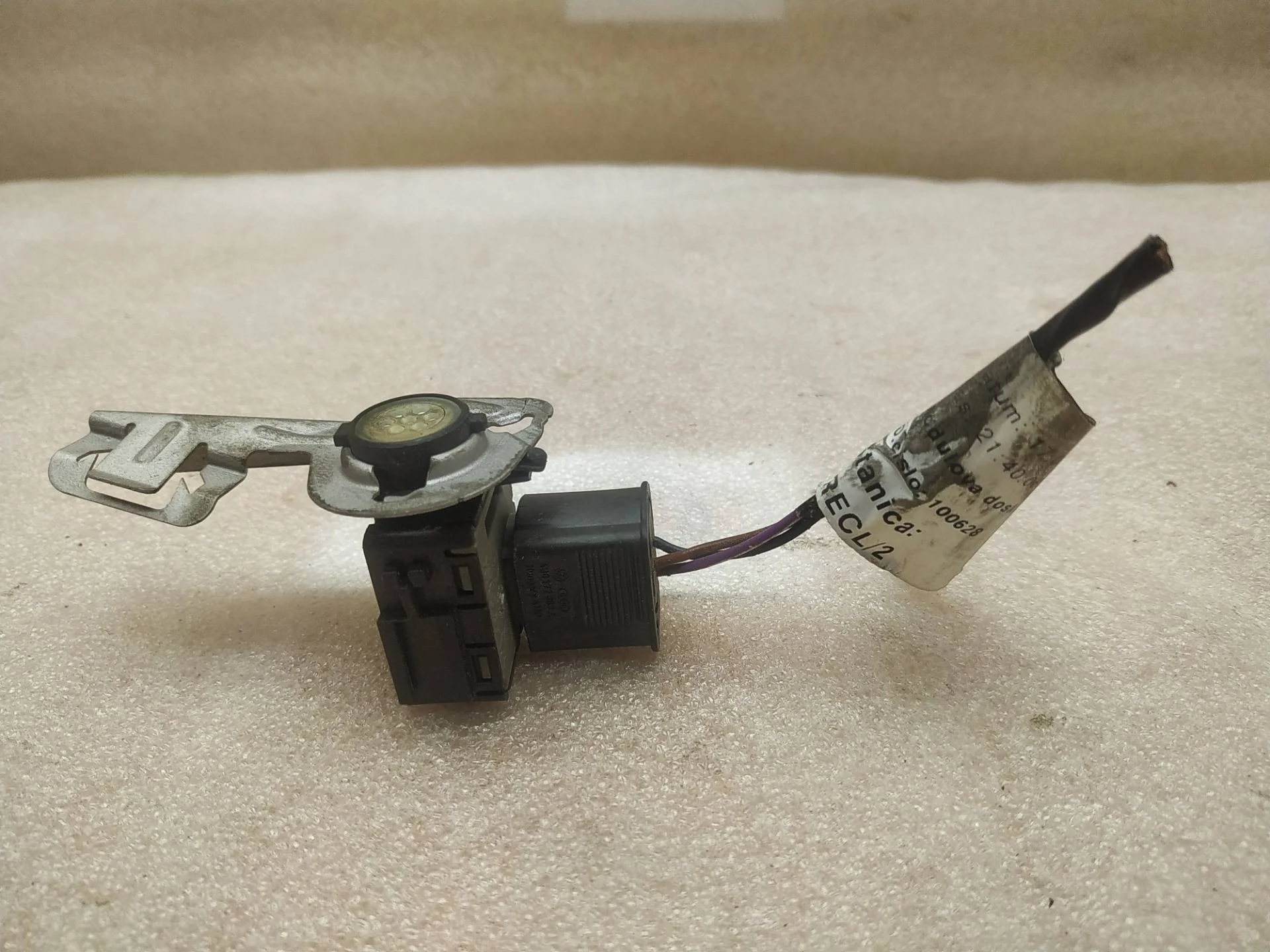 датчик вредных газов / датчик загрязнения воздуха Volkswagen Touareg 2 7P6 2011