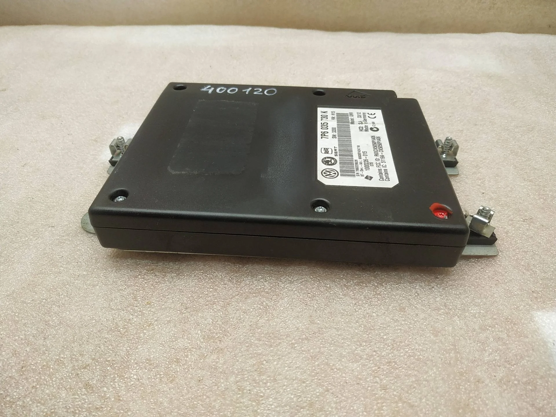 Блок громкой связи Bluetooth Volkswagen Touareg 2 7P6 2012