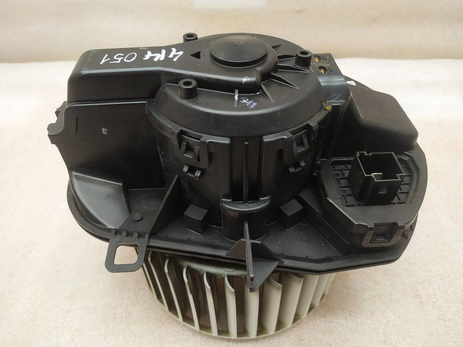 моторчик печки Volkswagen Touareg 2 7P6 2013