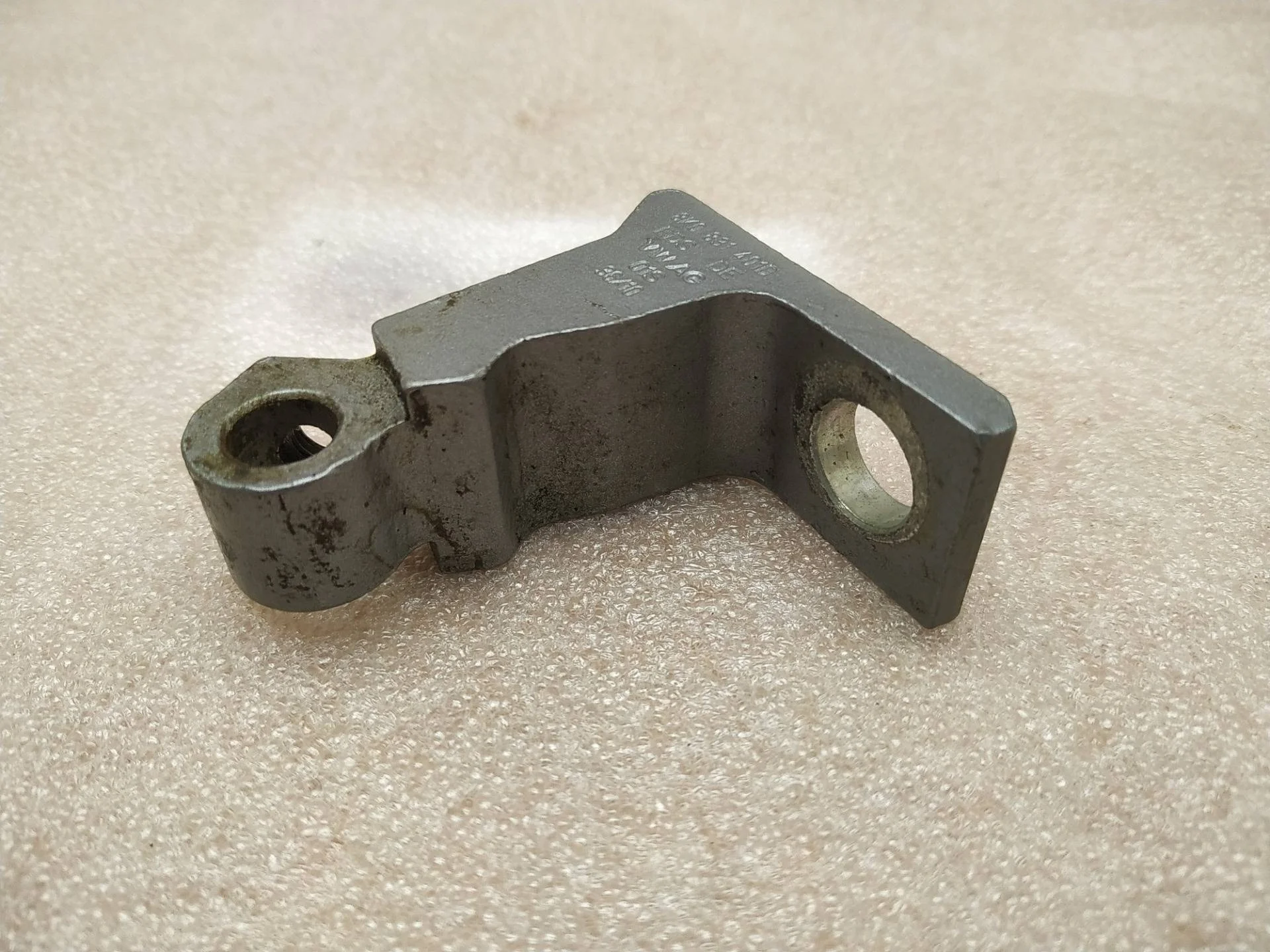 петля двери левой Audi A5 8T 8T 2010