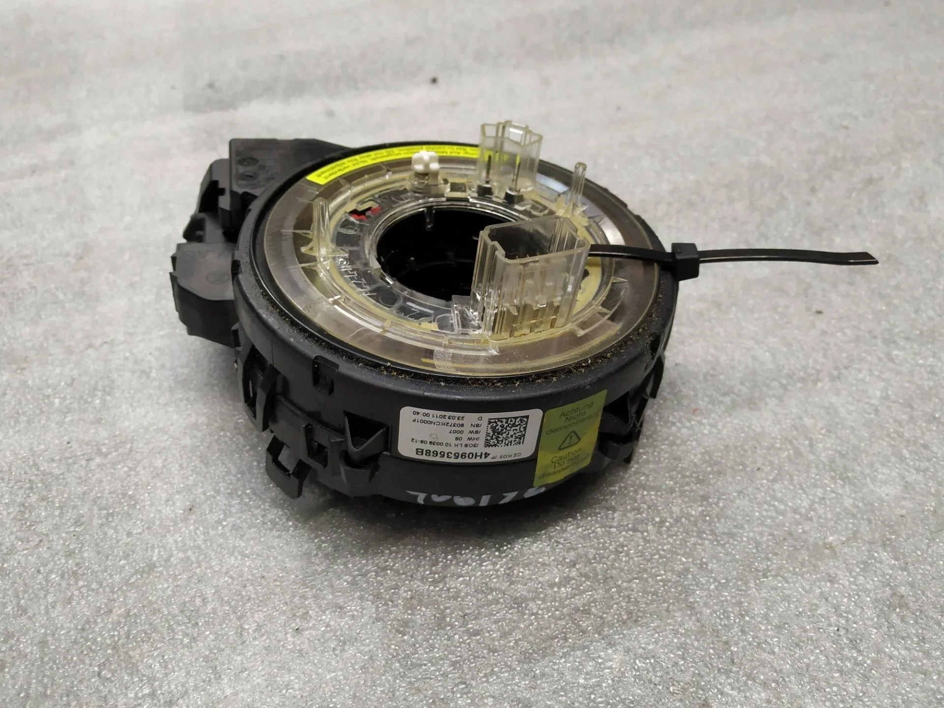 Лента подрулевая Volkswagen Touareg 2 7P6 2011