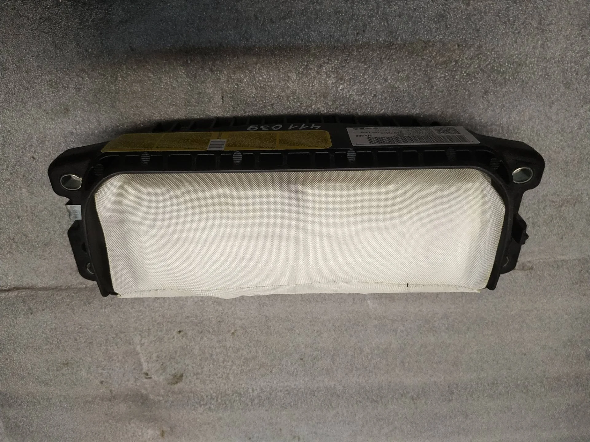 подушка безопасности пассажира Volkswagen Touareg 7P6 2012