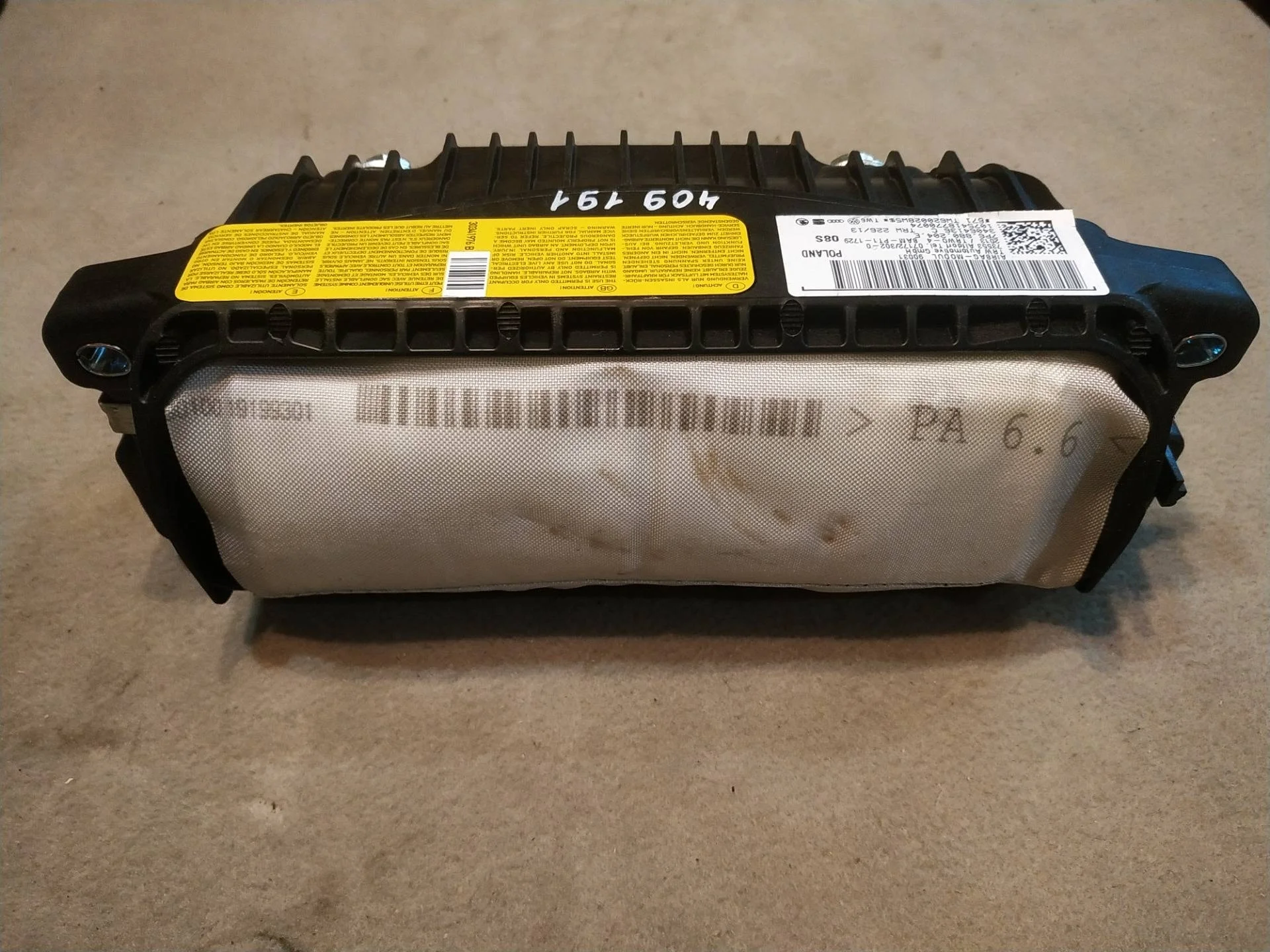 подушка безопасности пассажира Volkswagen Touareg 2 7P6 2014