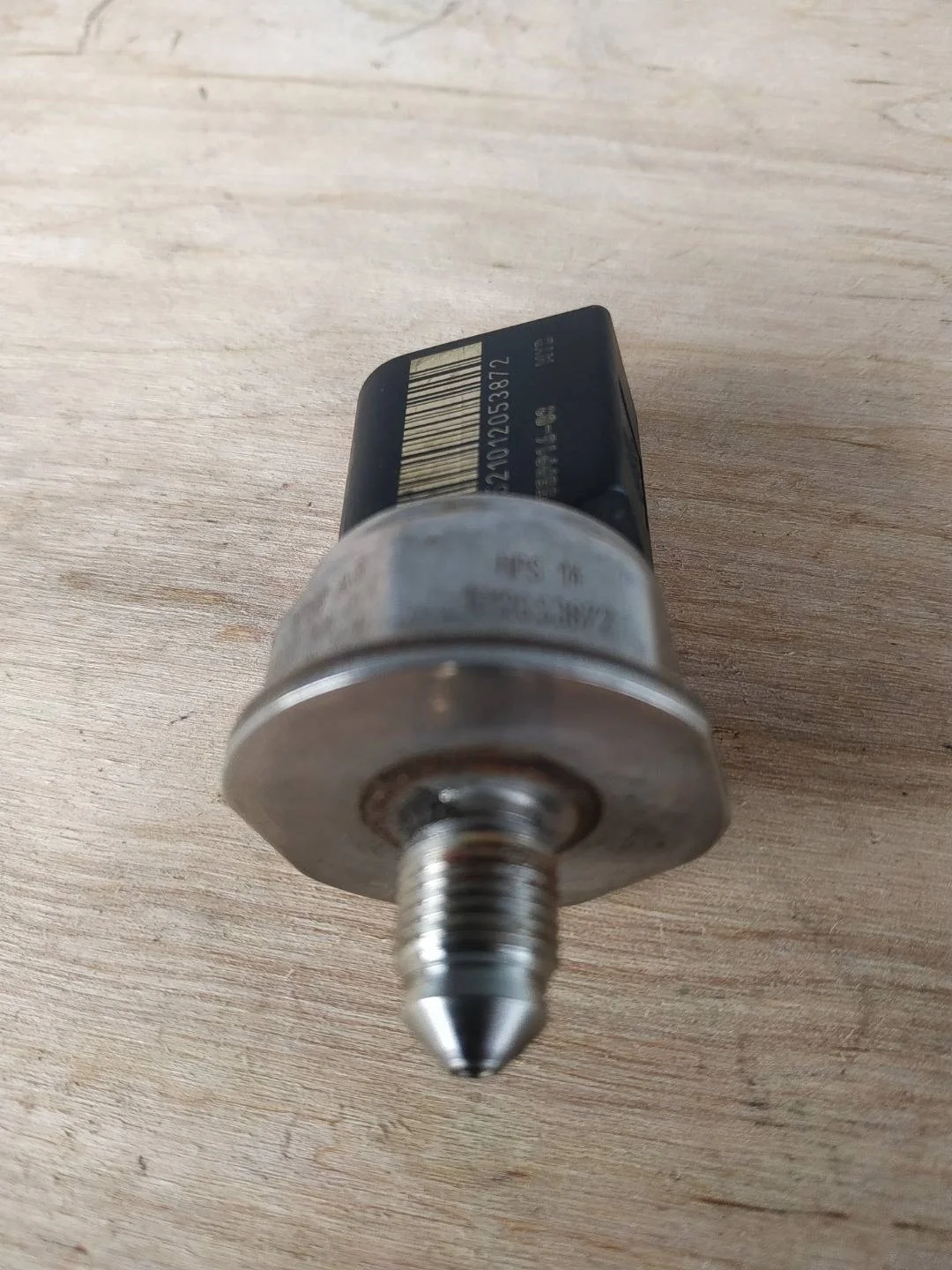 датчик давления топлива Volkswagen Touareg 2 7P6 2011