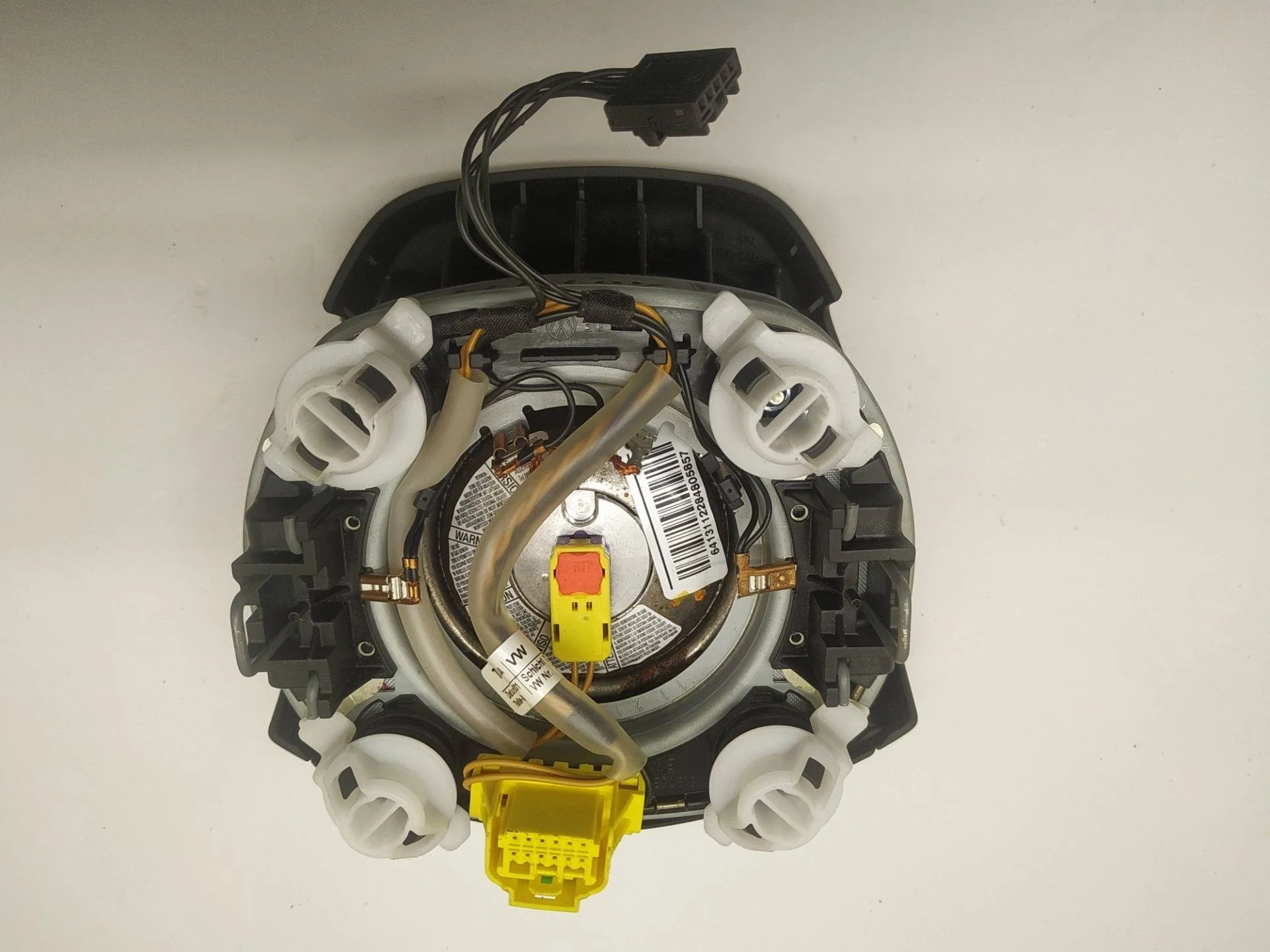 подушка безопасности водителя Volkswagen Touareg 2 7P6 2012