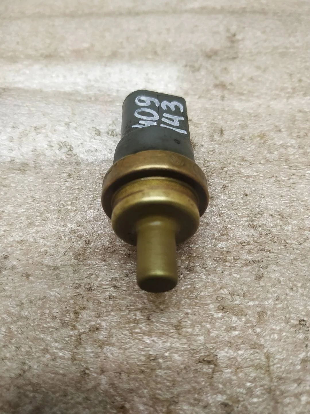 датчик температуры в выпускном коллекторе Volkswagen Touareg 2 7P6 2014