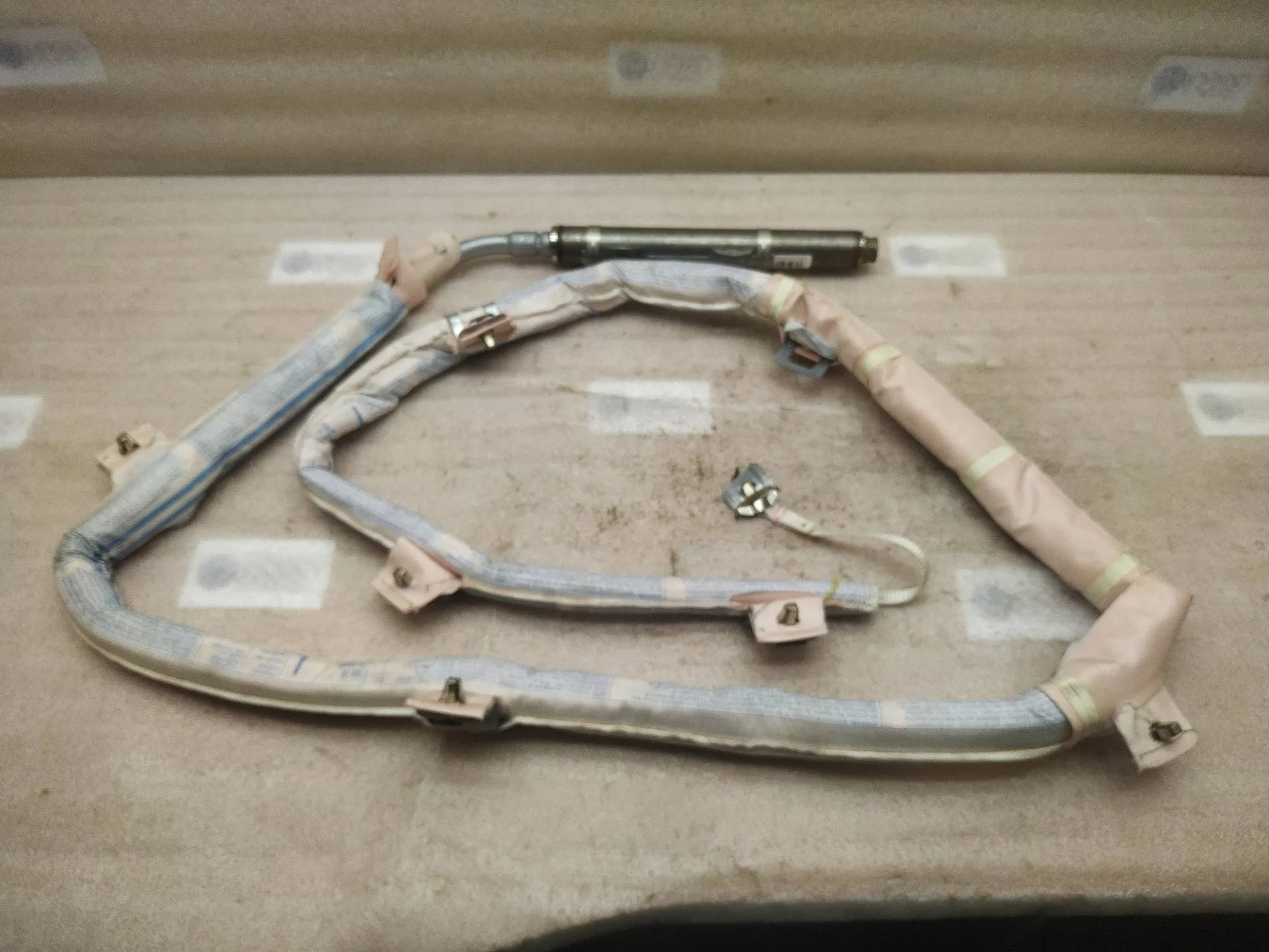 подушка безопасности (Airbag) Volkswagen Touareg 2 7P6 2011