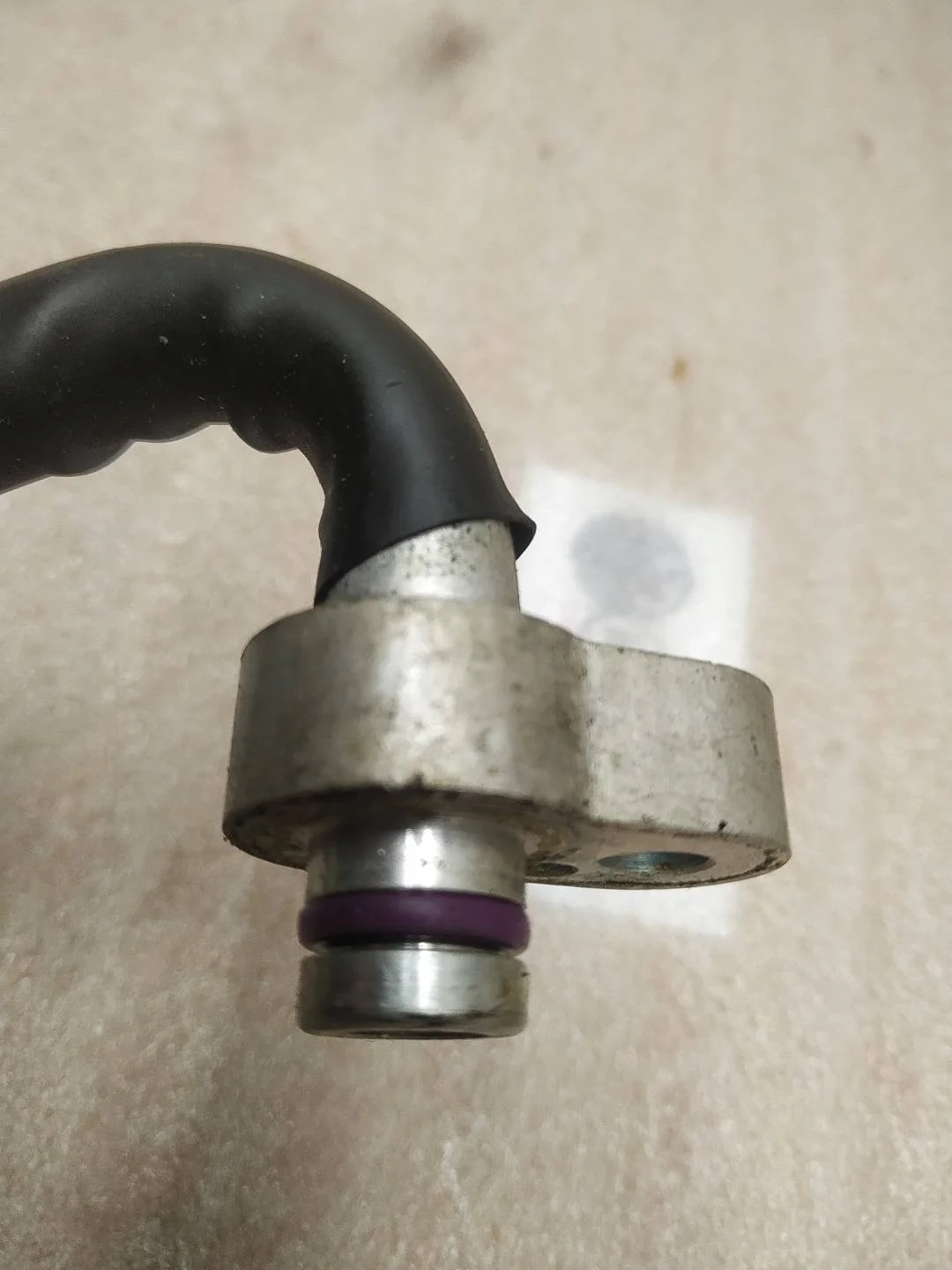 трубка кондиционера Volkswagen Touareg 2 7P6 2014