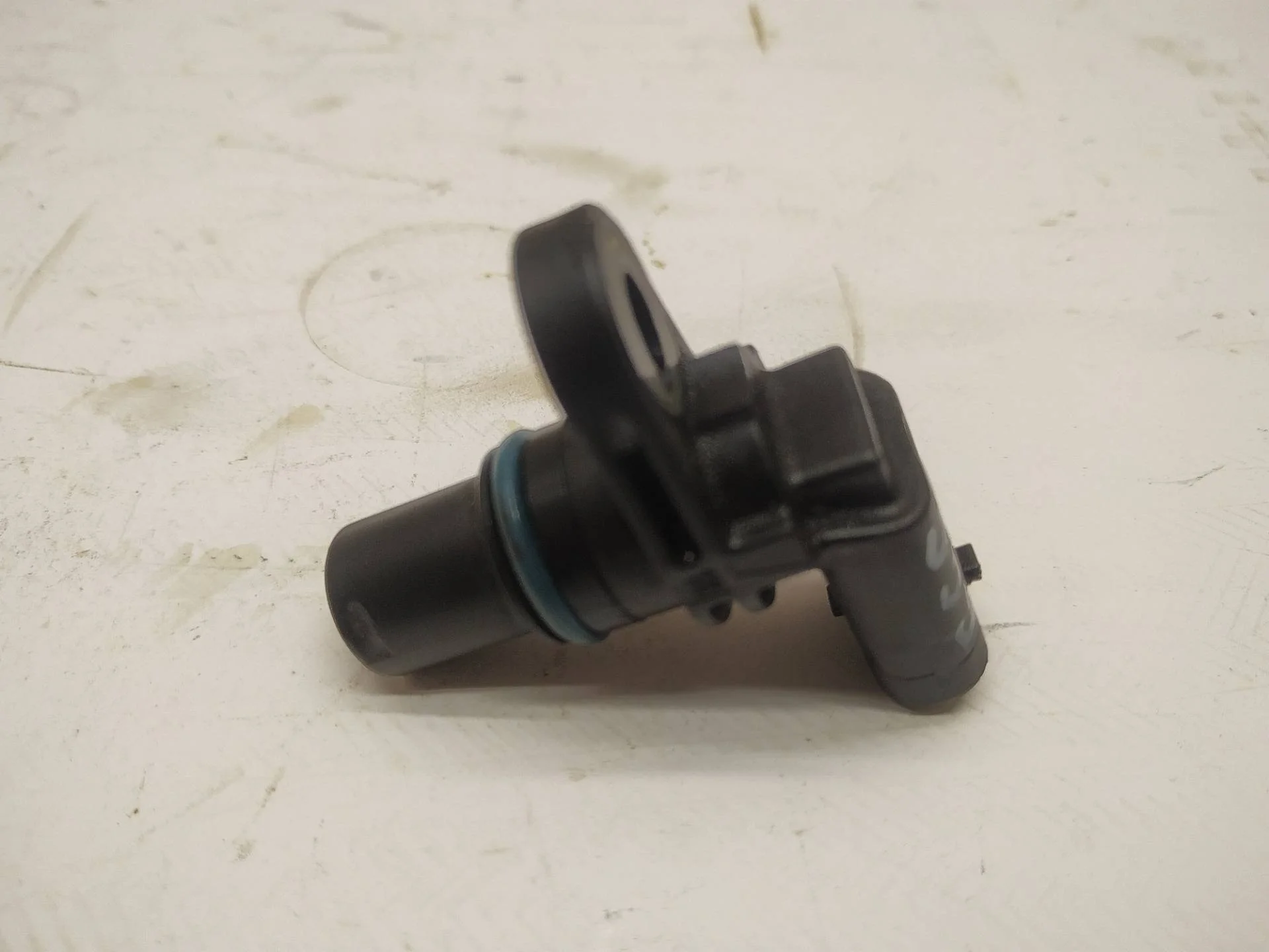 датчик распредвала Volkswagen Touareg 2 7P6 2011