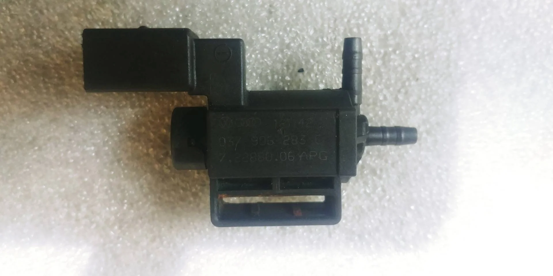 электромагнитный клапан Volkswagen Touareg 2 7P6 2013