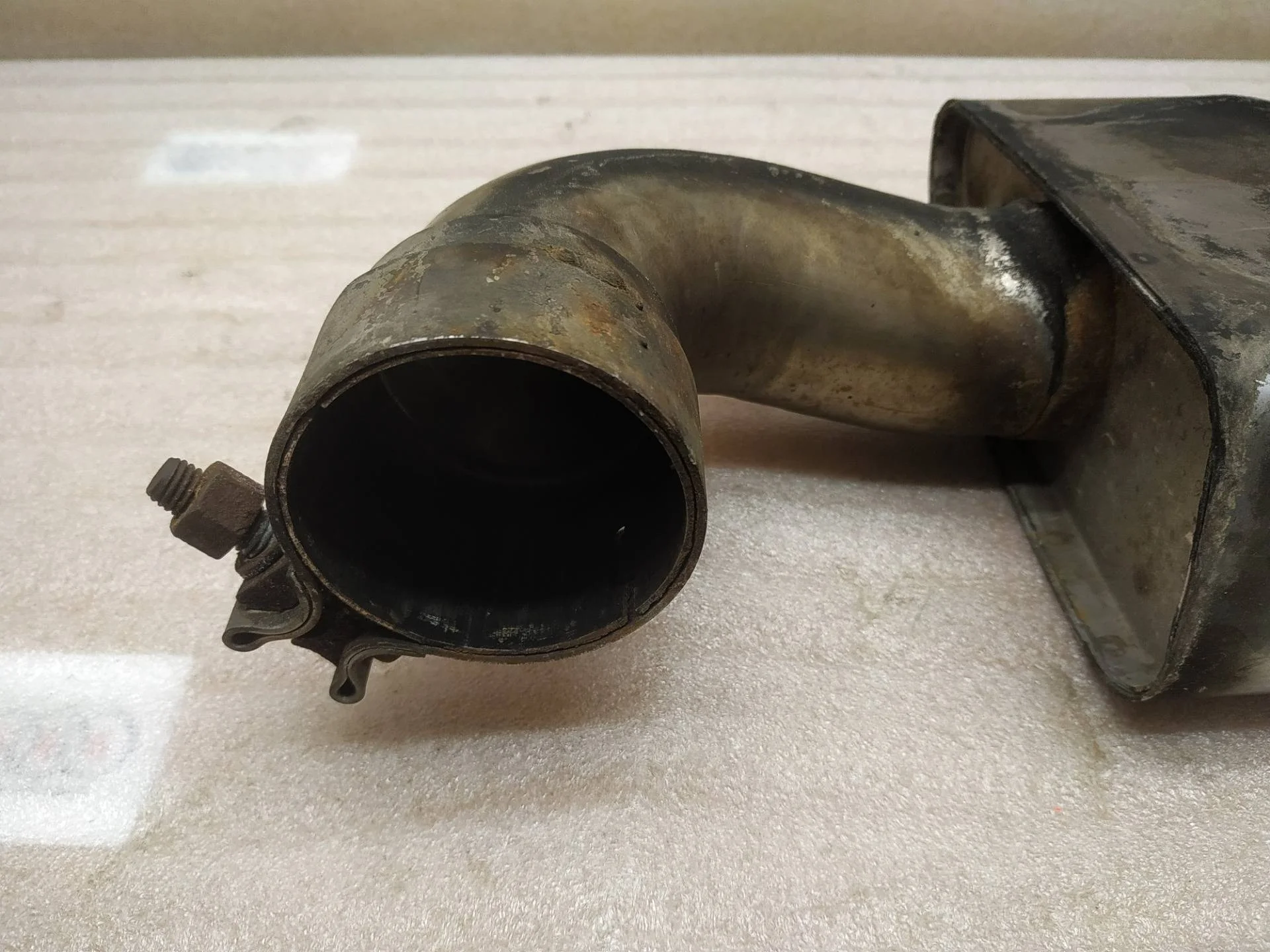 Насадка декоративная Volkswagen Touareg 2 7P6 2013