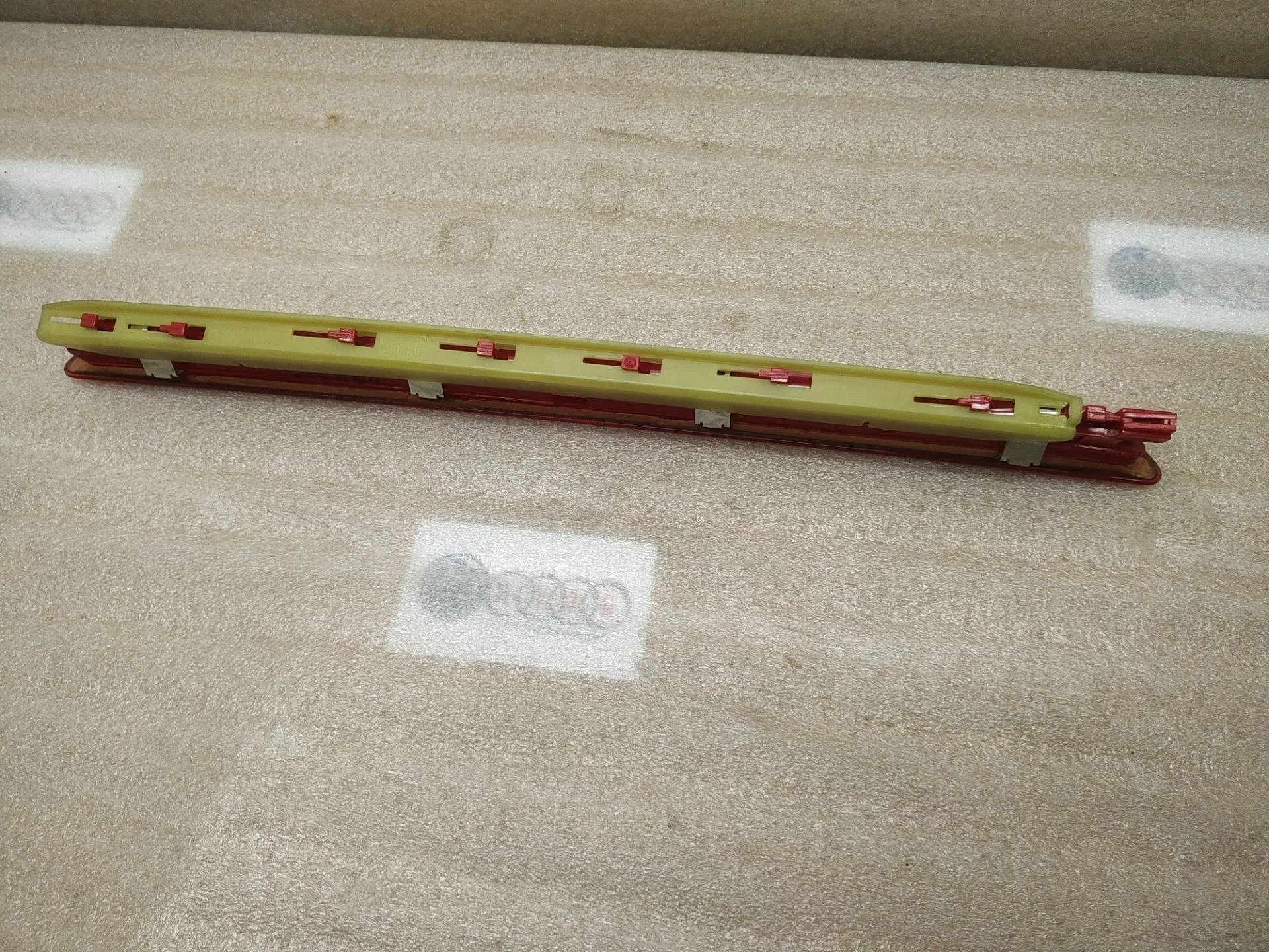 фонарь крышки багажника Volkswagen Touareg 2 7P6 2011