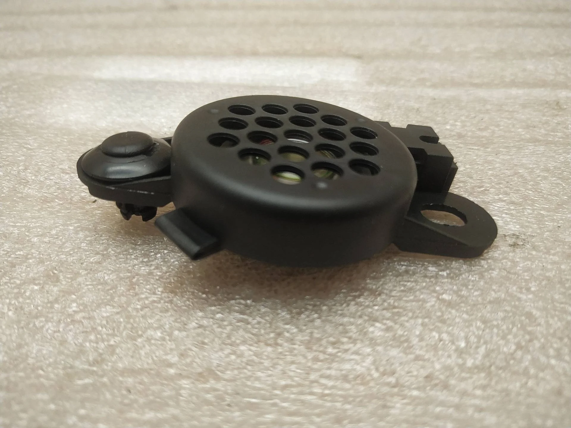 динамик высокочастотный (пищалка) двери Volkswagen Touareg 2 7P6 2013