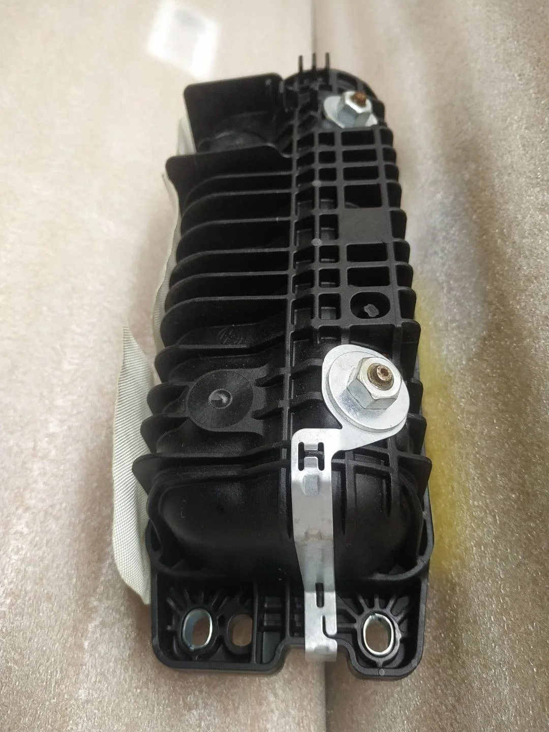 подушка безопасности пассажира Volkswagen Touareg 2 7P6 2011