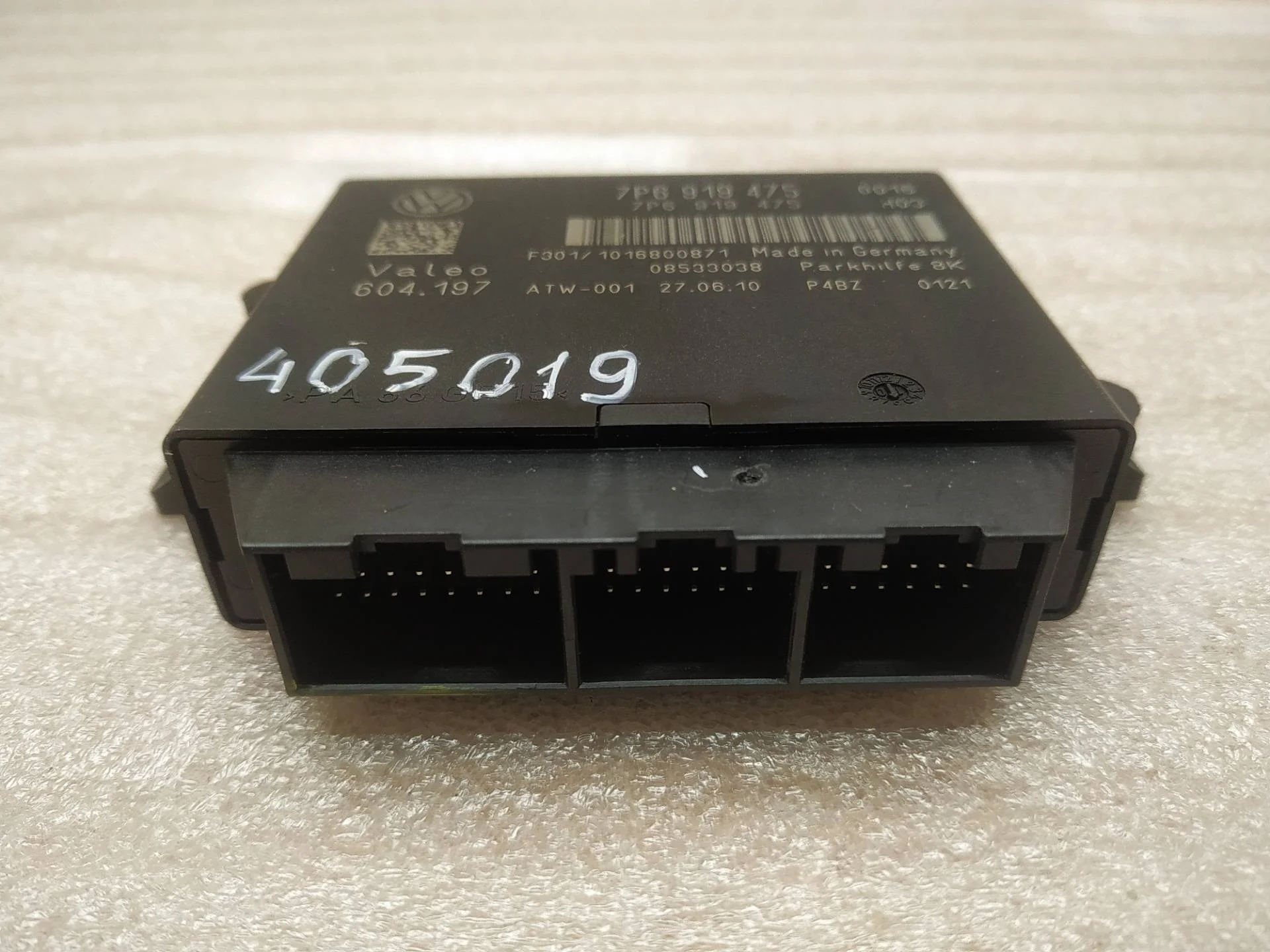 Блок контроля парковки Volkswagen Touareg 2 7P6 2011