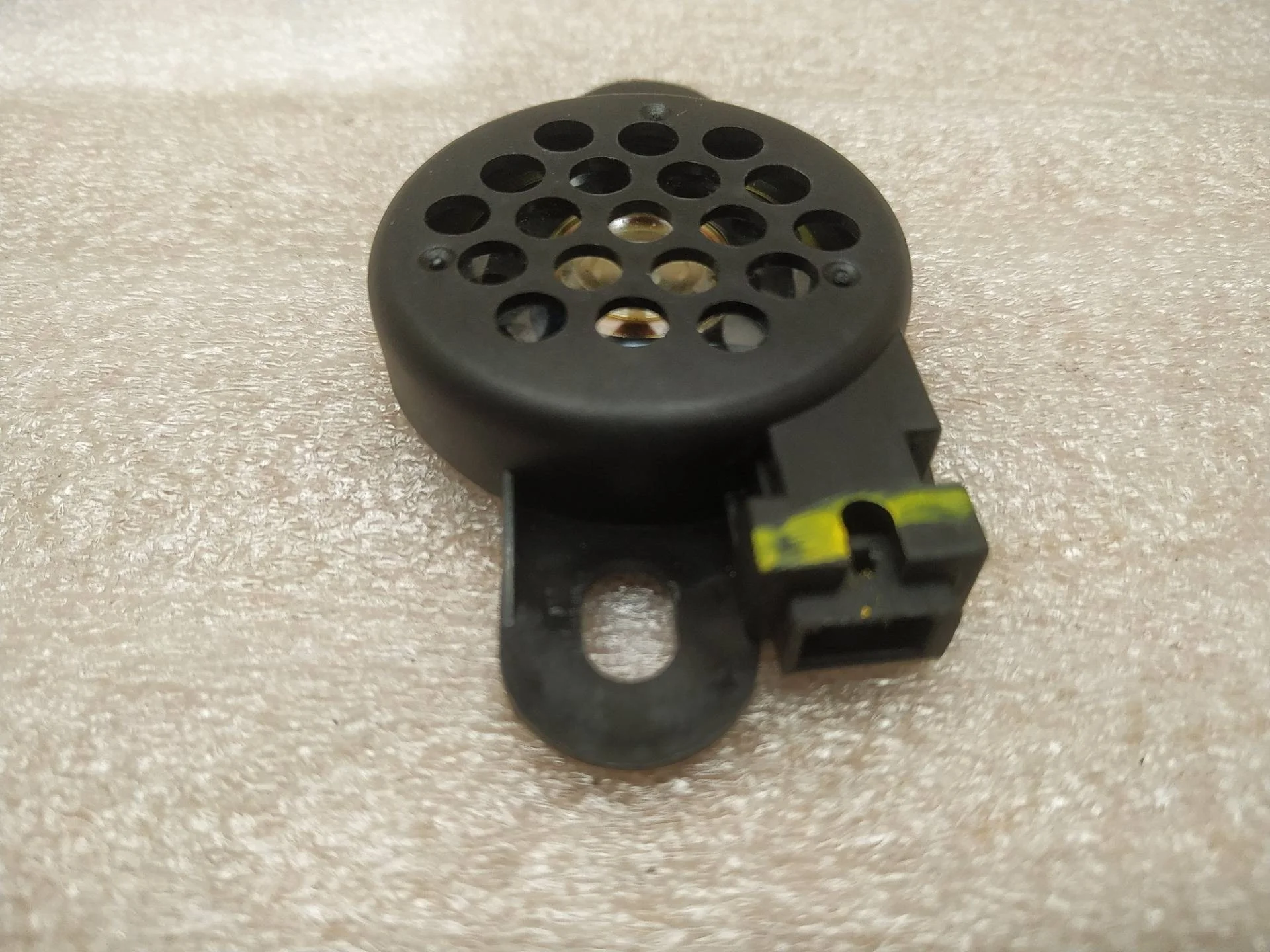 динамик высокочастотный (пищалка) двери Volkswagen Touareg 2 7P6 2011