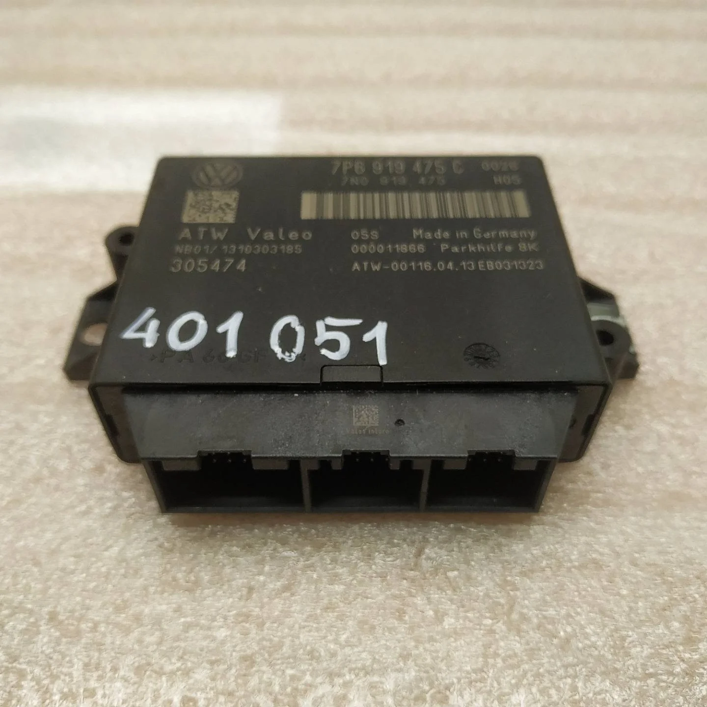 Блок контроля парковки Volkswagen Touareg 2 7P6 2013