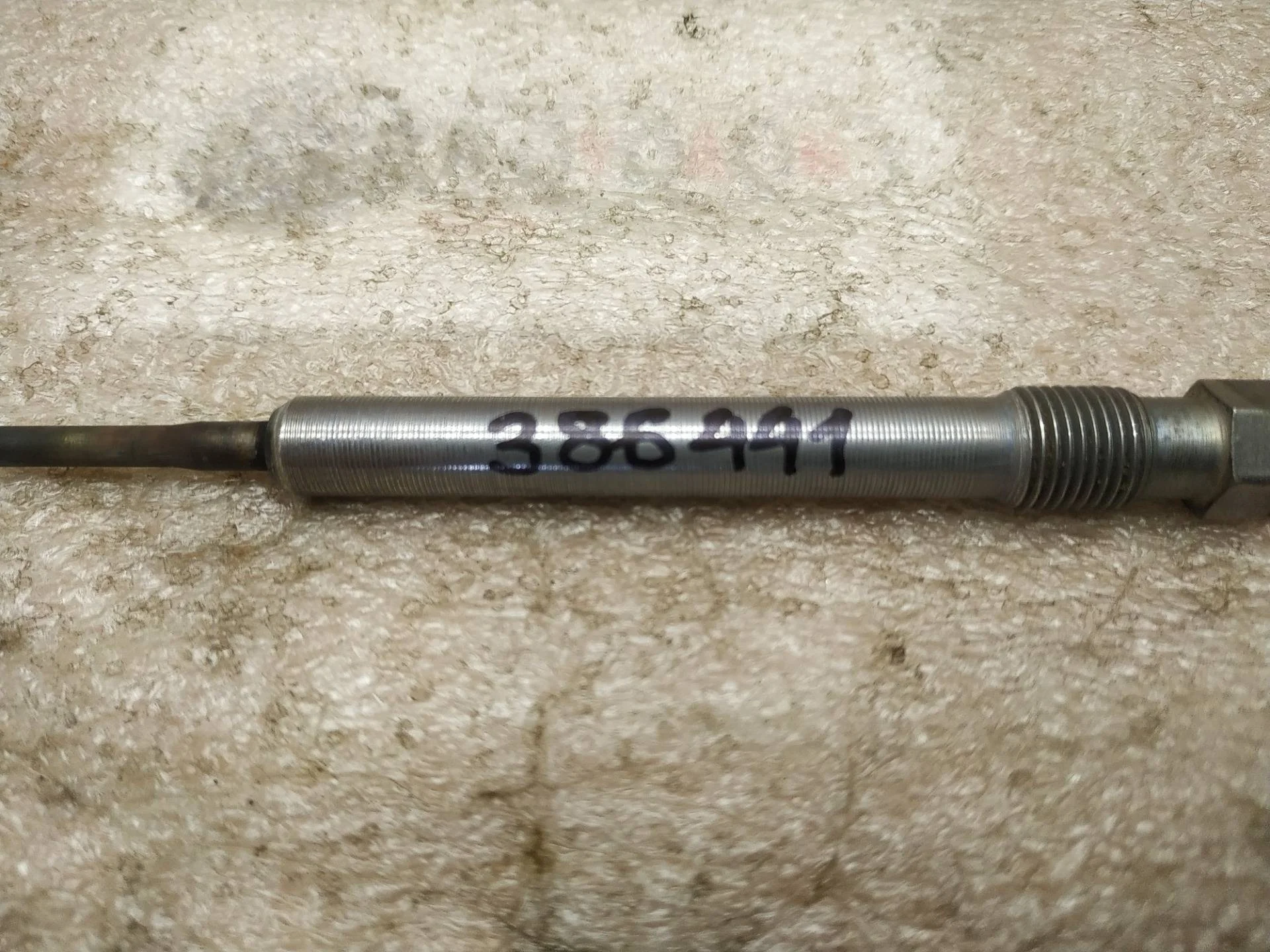 свеча накала Volkswagen Touareg 2 7P6 2013