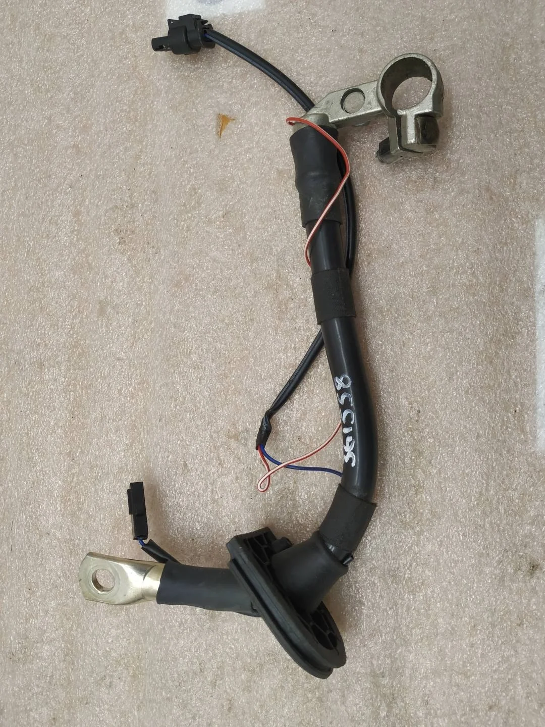 клемма аккумулятора плюс Volkswagen Touareg 2 7P6 2012