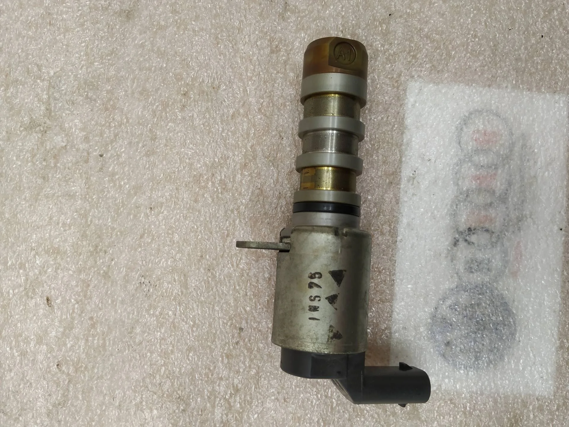 клапан фазорегулятора Volkswagen Touareg 2 7P6 2011