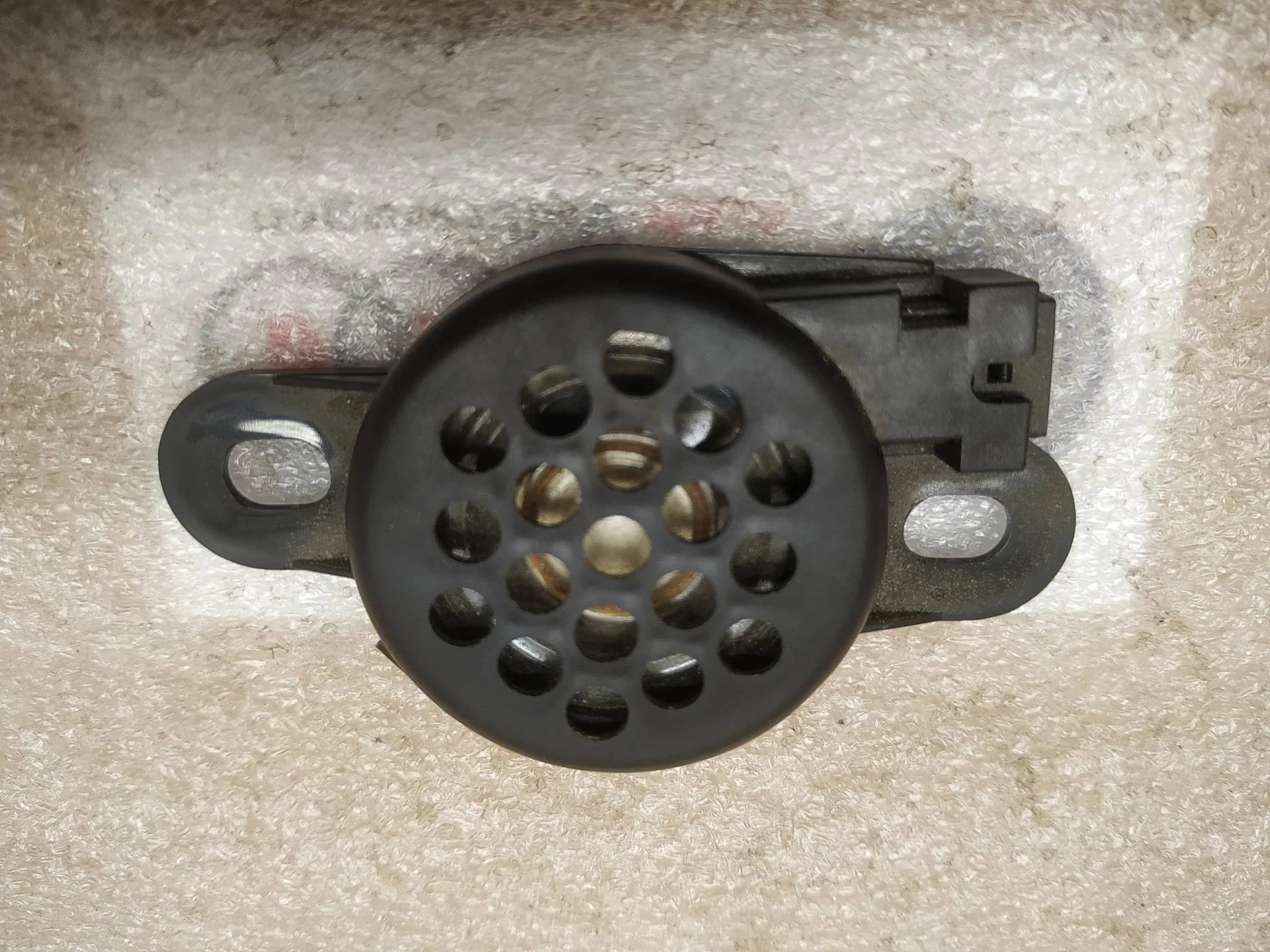 динамик высокочастотный (пищалка) двери Volkswagen Touareg 2 7P6 2013