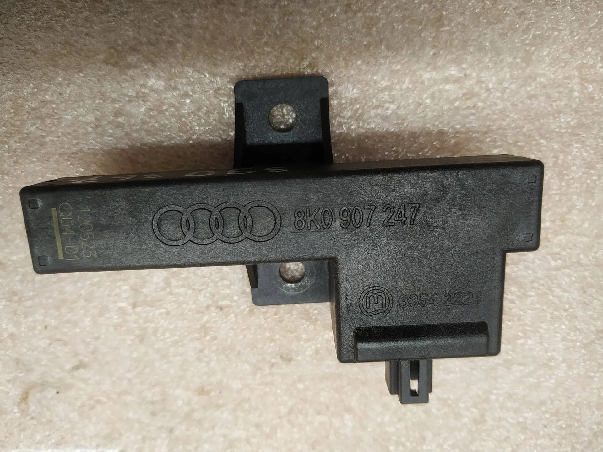 антенна системы комфортного доступа Volkswagen Touareg 2 7P6 2013