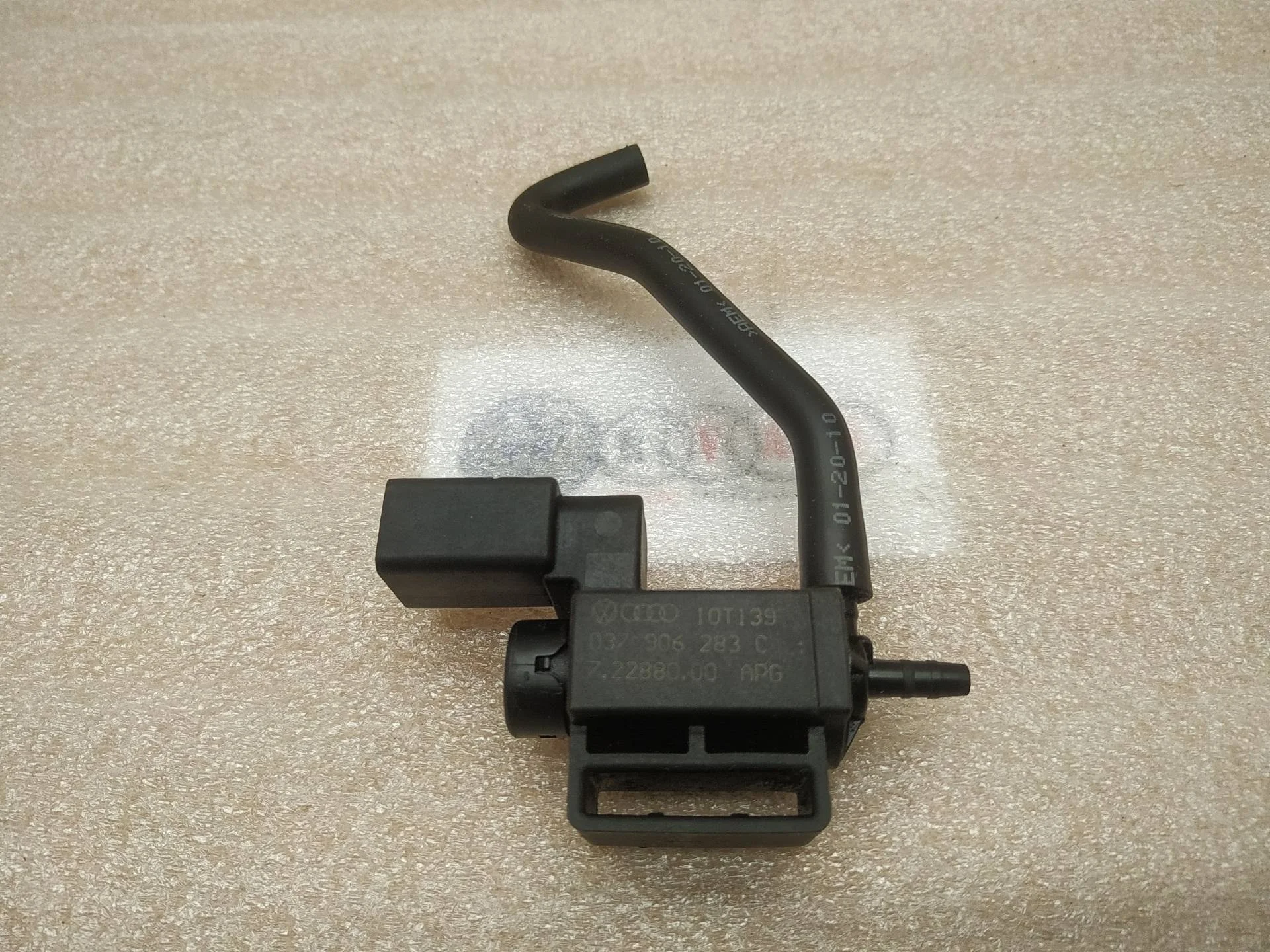 электромагнитный клапан Volkswagen Touareg 2 7P6 2011