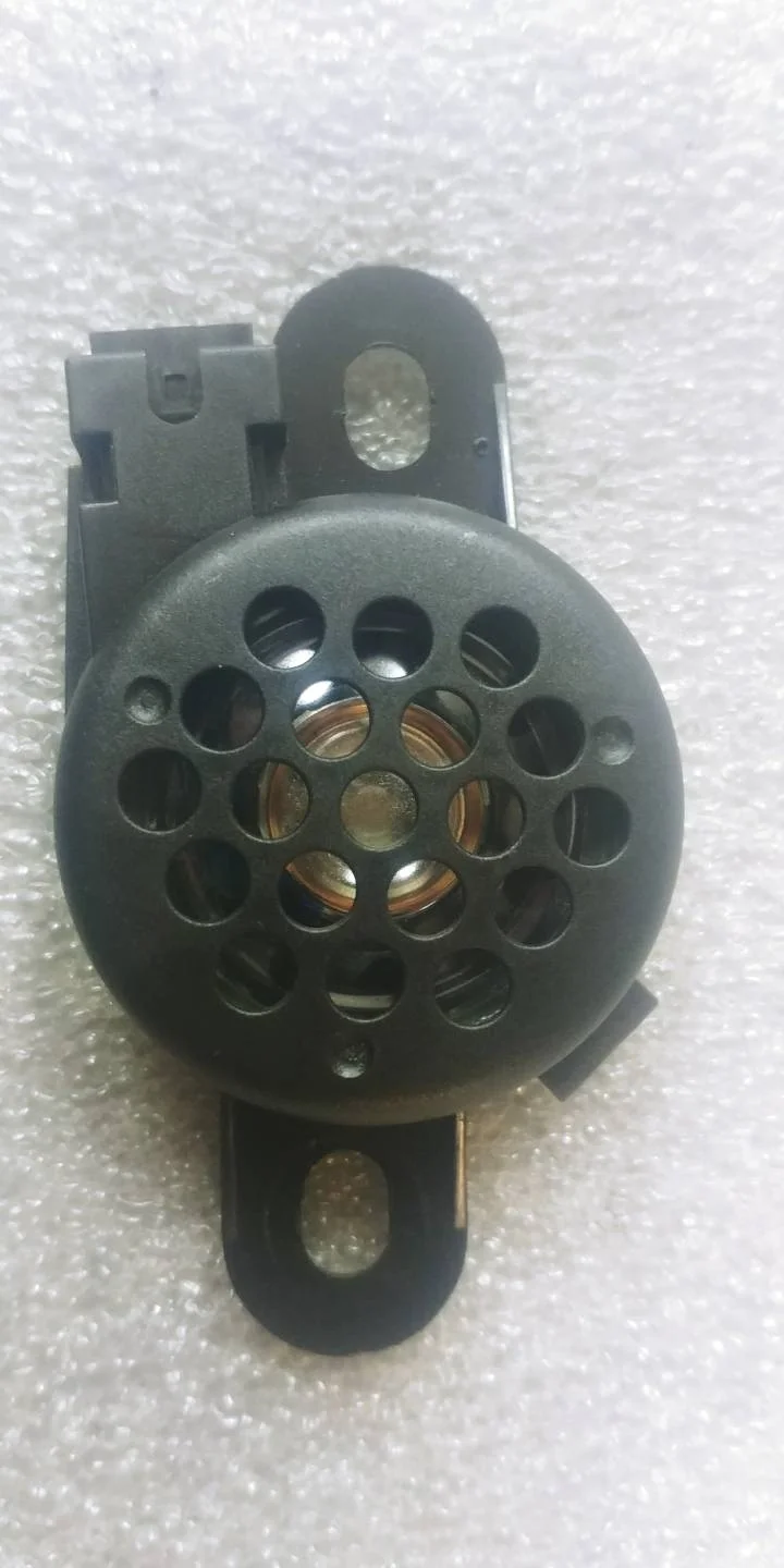 динамик высокочастотный (пищалка) двери Volkswagen Touareg 2 7P6 2011