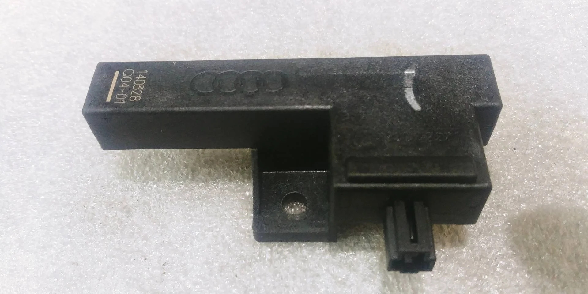 антенна системы комфортного доступа Volkswagen Touareg 2 7P6 2014