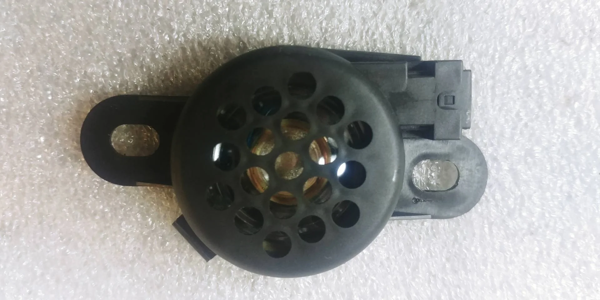 динамик высокочастотный (пищалка) двери Volkswagen Touareg 2 7P6 2012