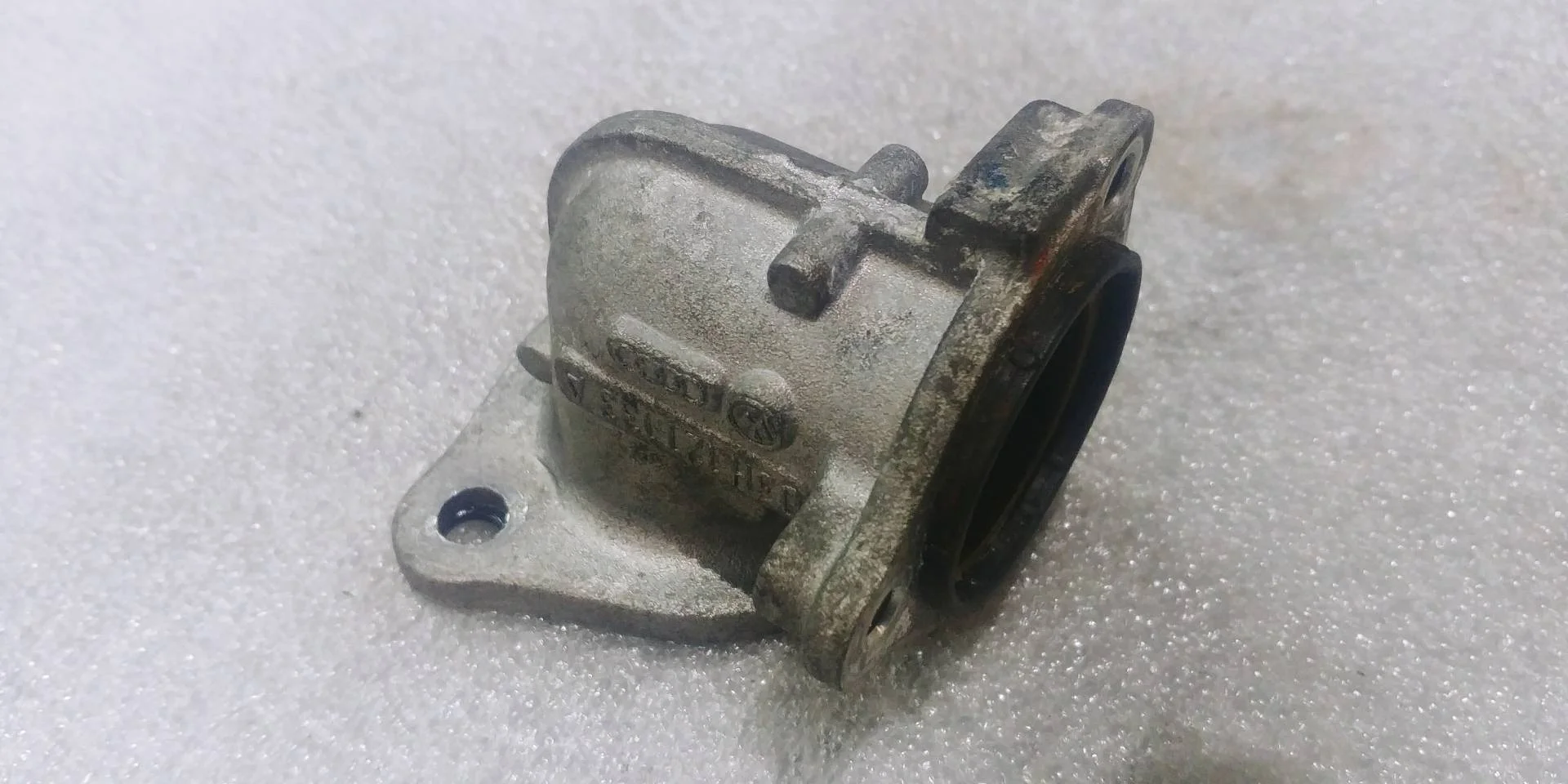 Фланец двигателя Volkswagen Touareg 2 7P6 2015